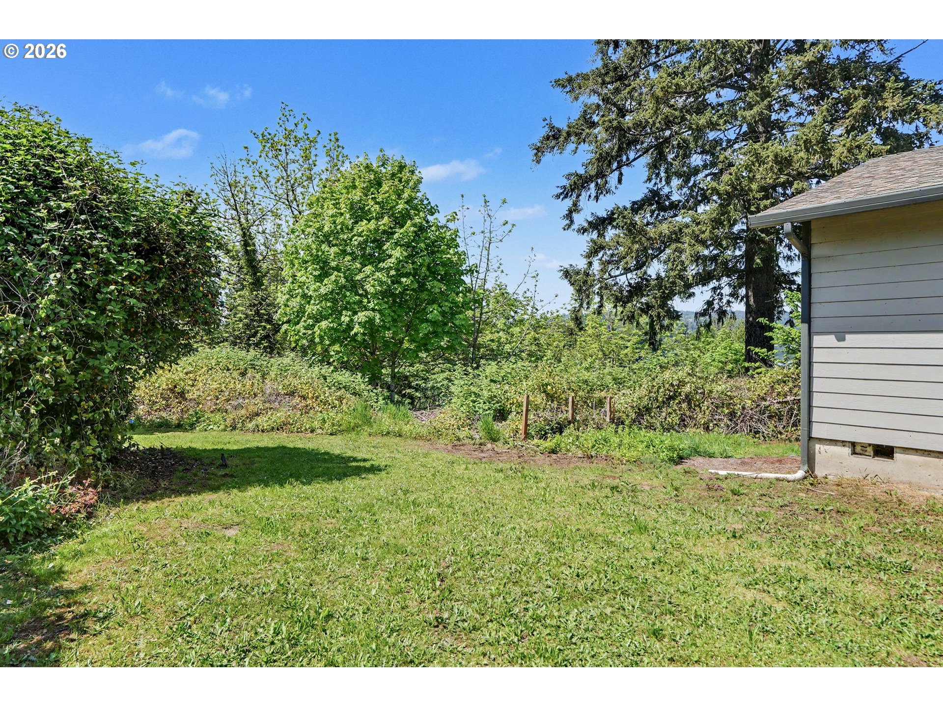 21951 S Hwy 99e Property Photo 27
