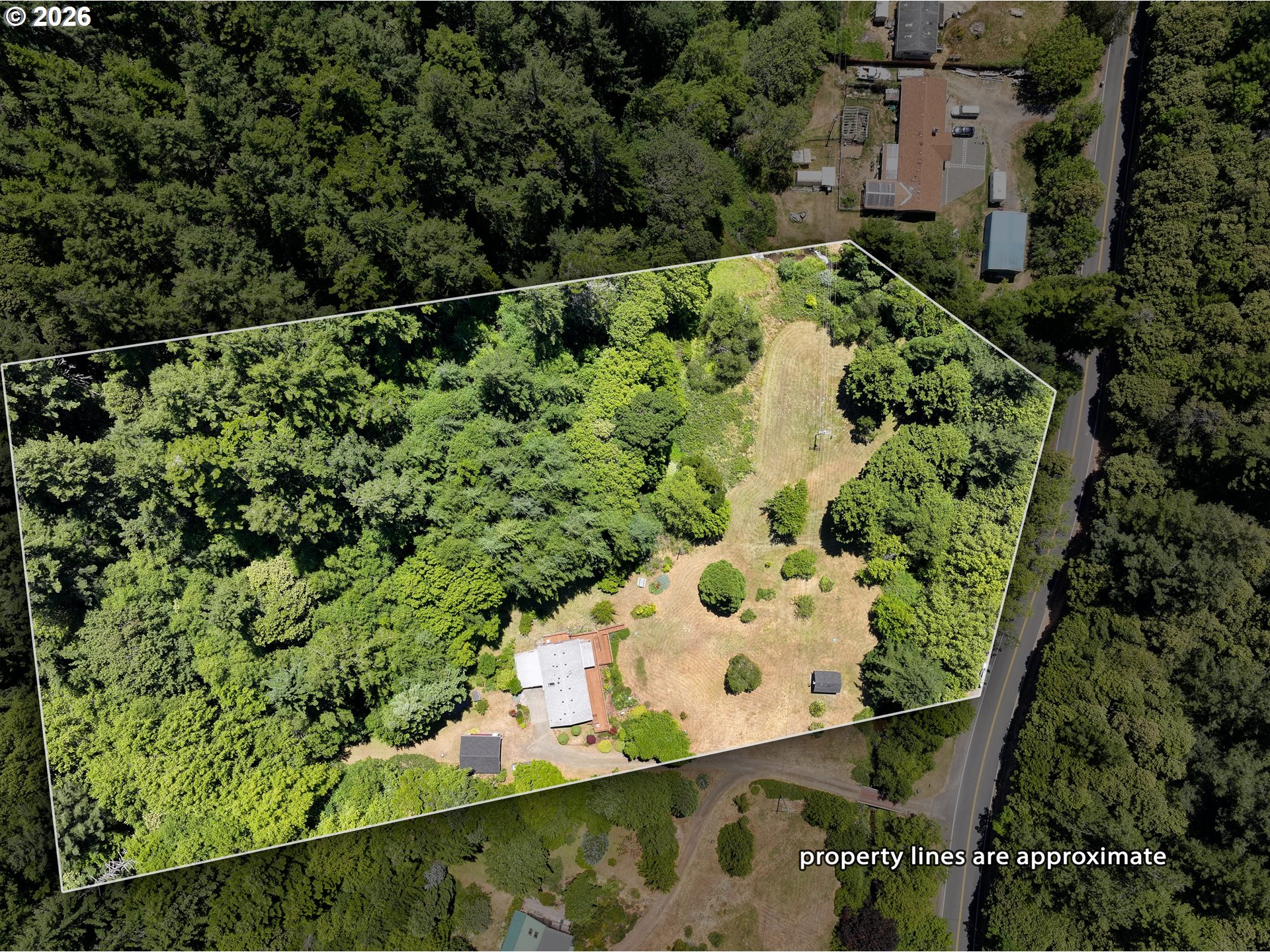 32051 Cedar Valley Rd Property Photo 2