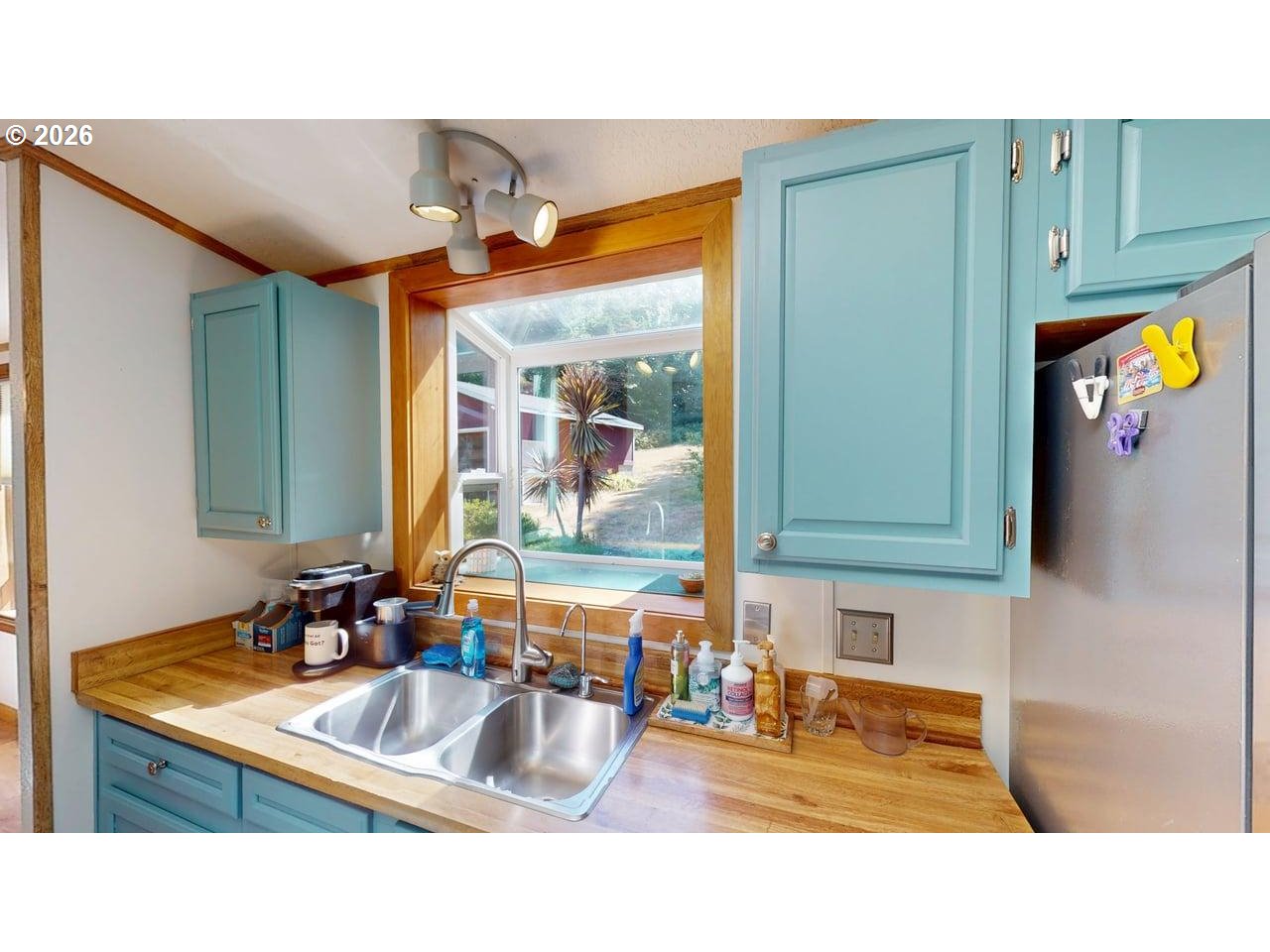 32051 Cedar Valley Rd Property Photo 10