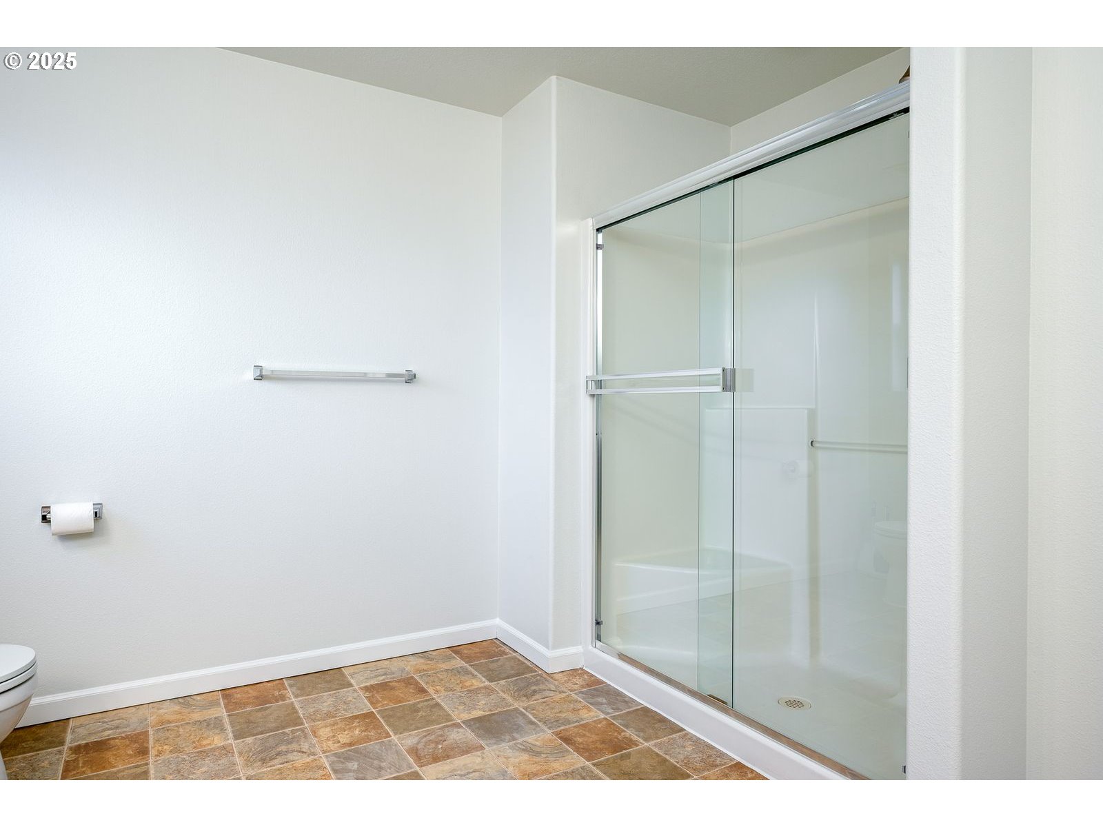 1113 W Powell Blvd Property Photo 21
