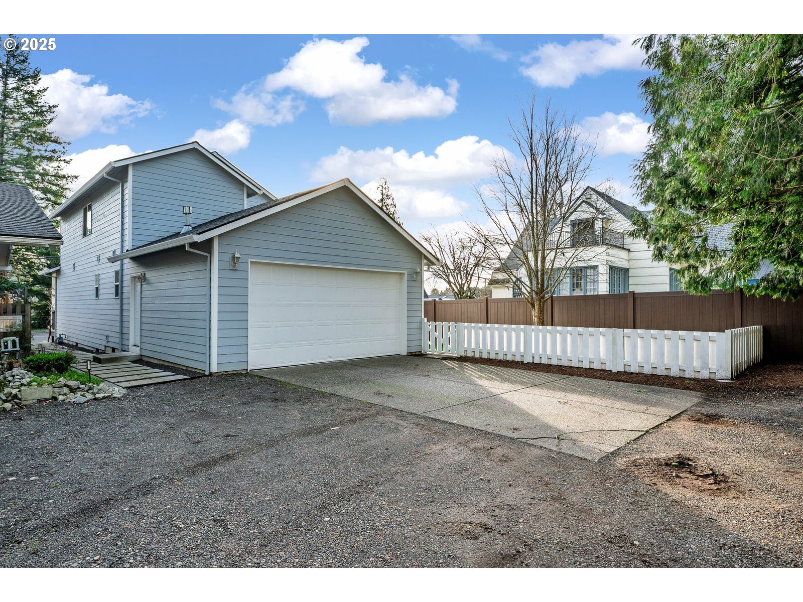 1113 W Powell Blvd Property Photo 26