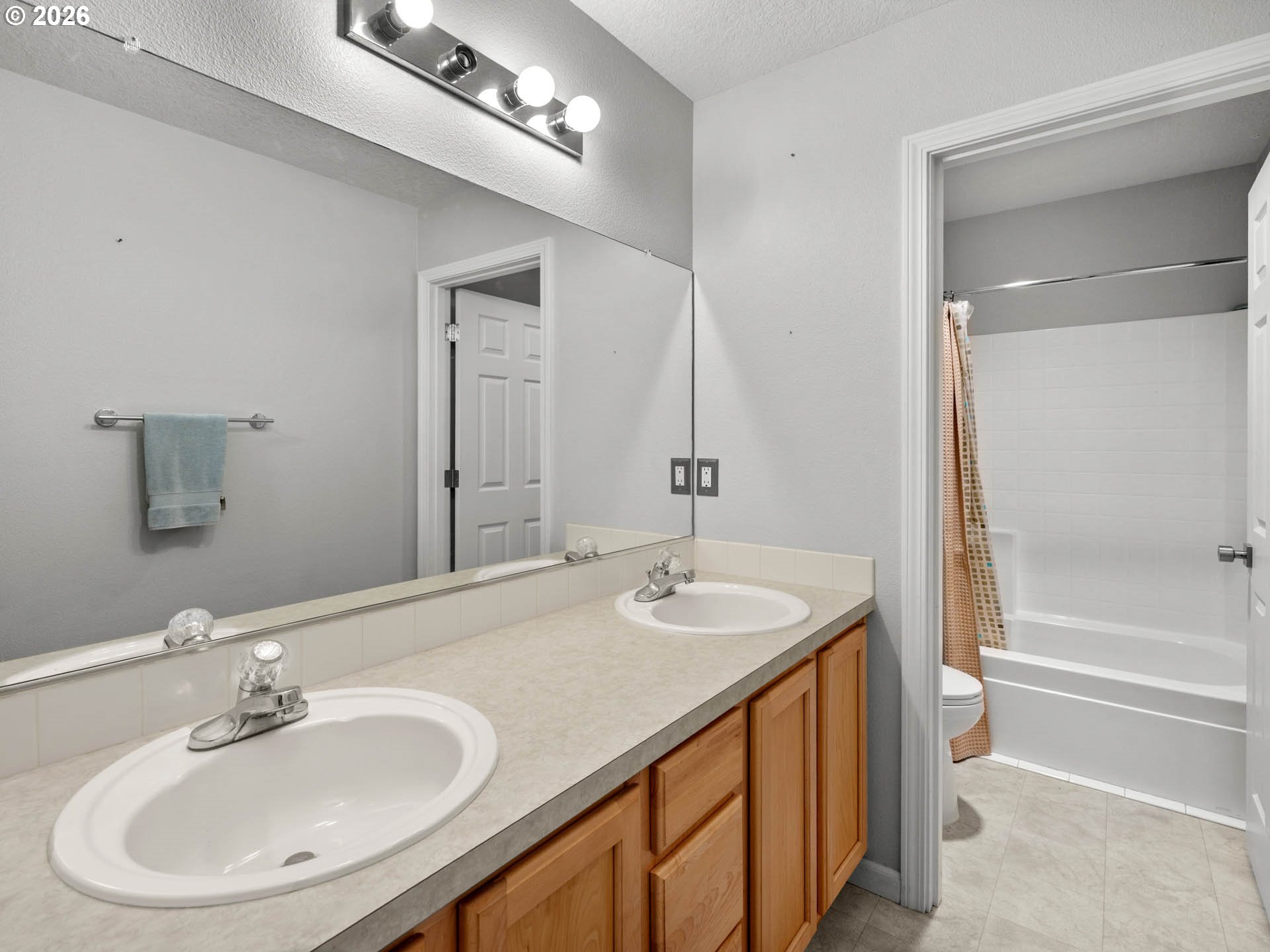 726 Nw Harvest Moon Dr Property Photo 29