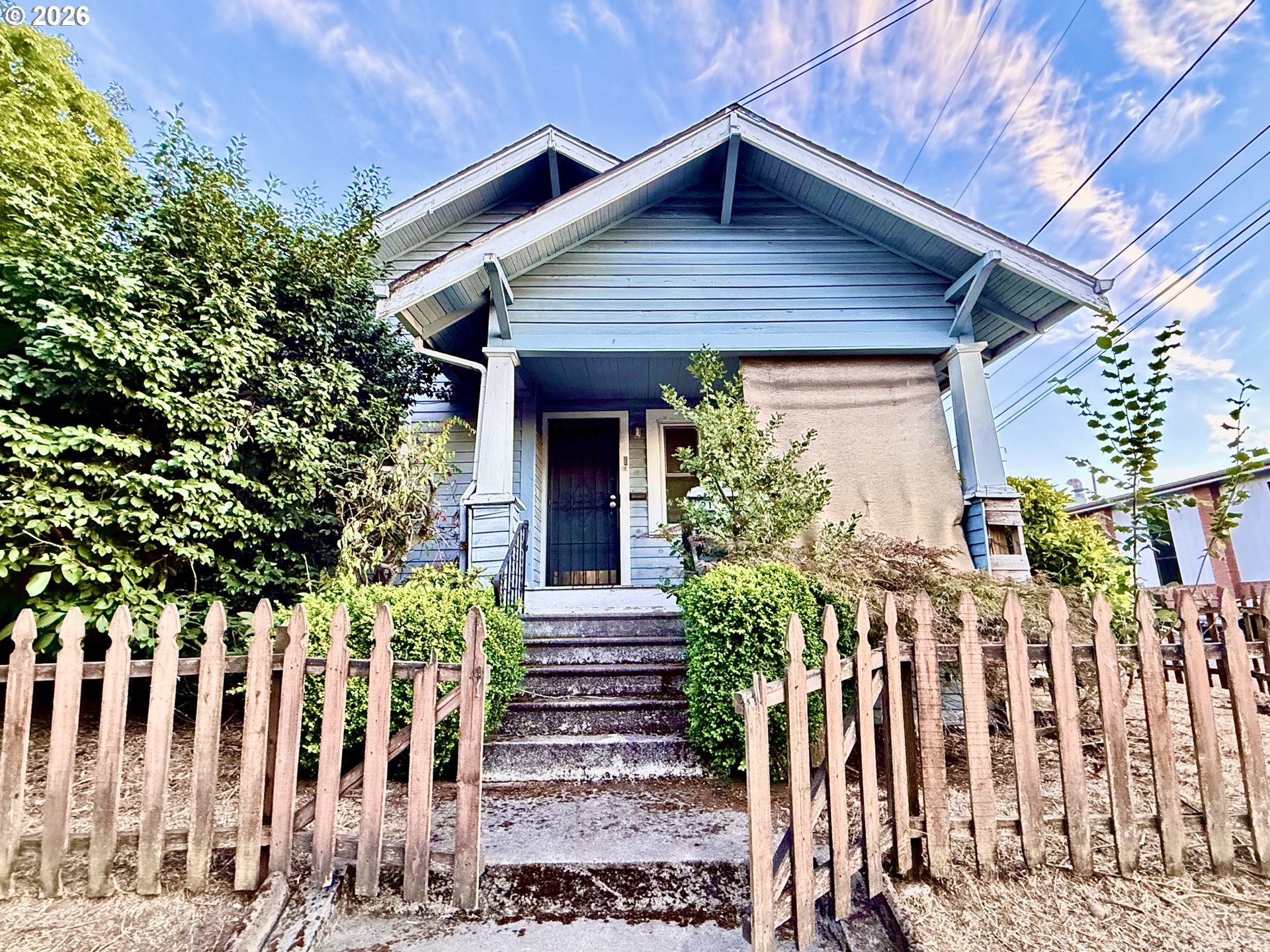 9102 Ne Glisan St Property Photo 1
