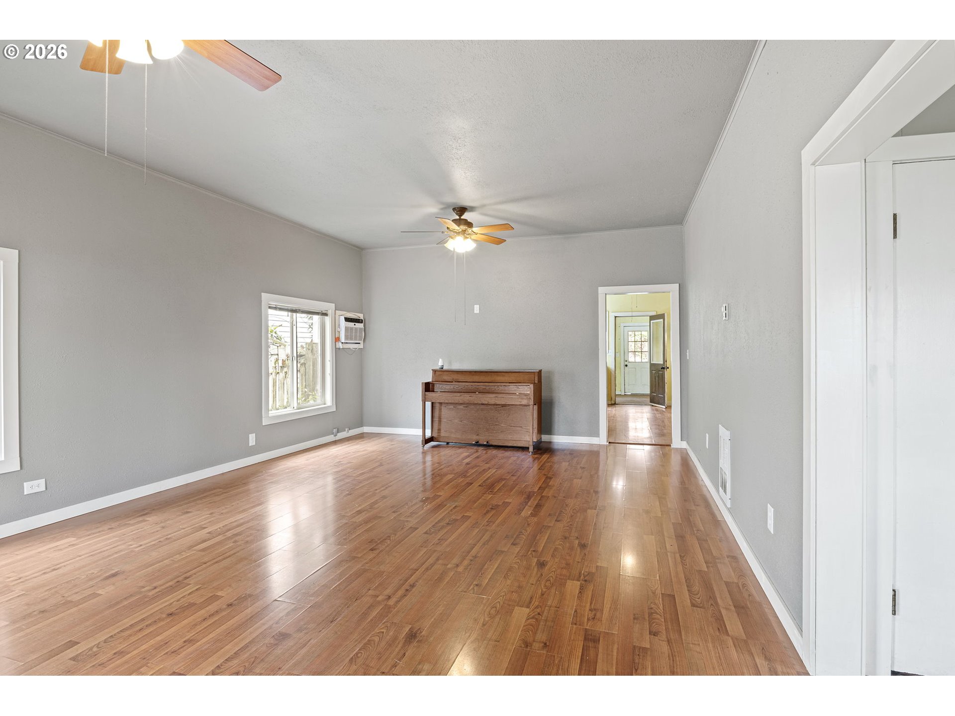 333 E Madison Ave Property Photo 14