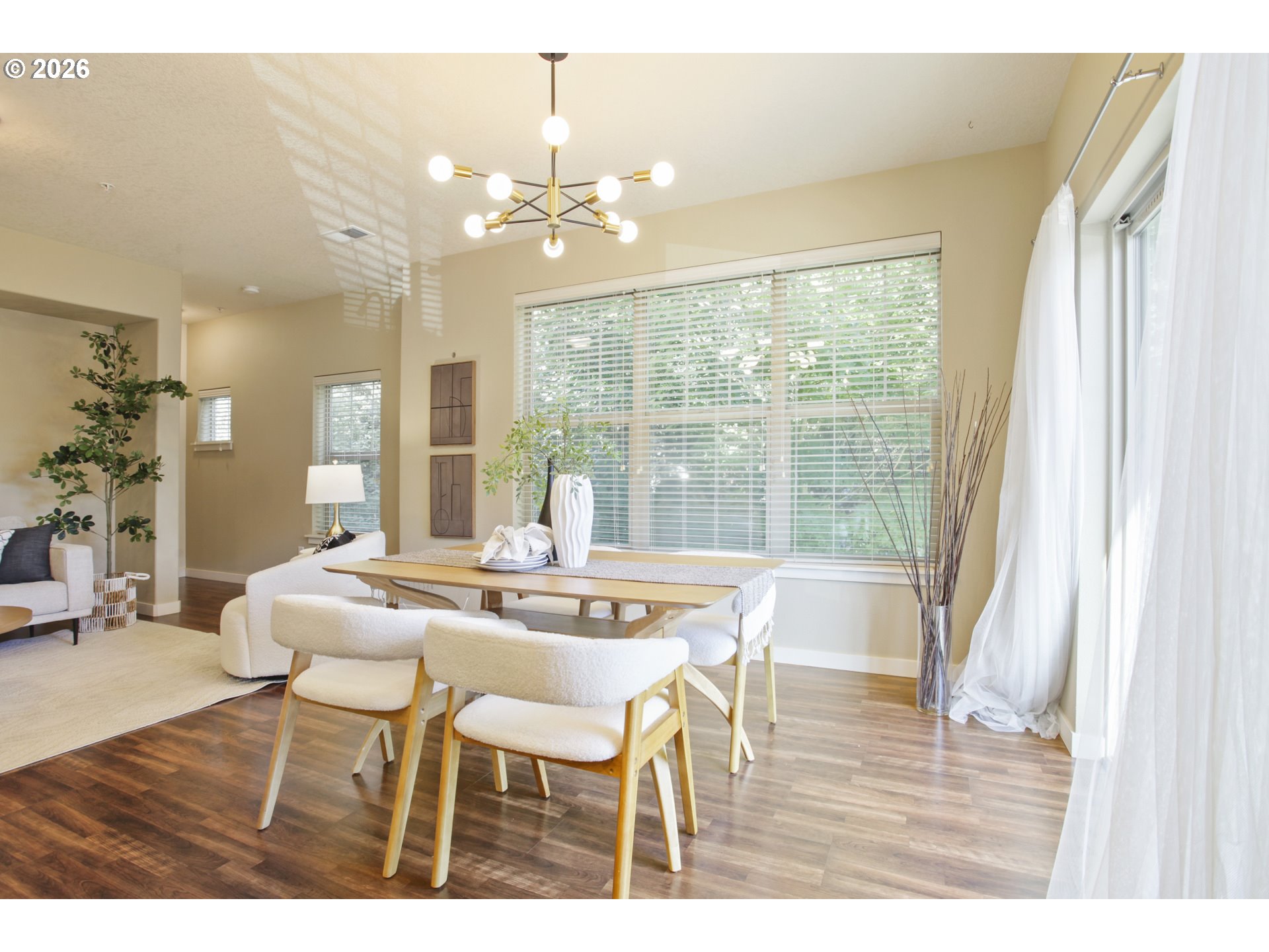 8656 Ne Delamere Way Property Photo 11