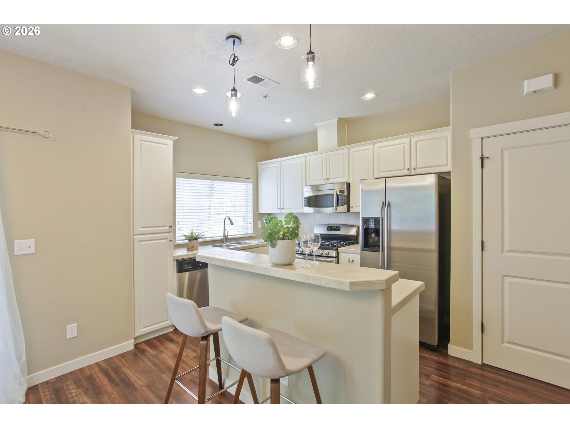 8656 Ne Delamere Way Property Photo 13