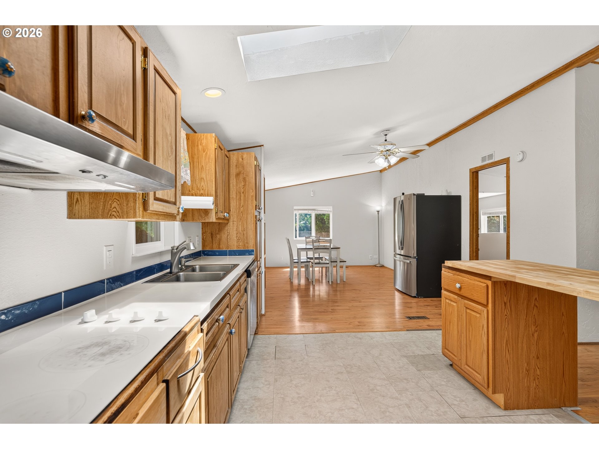 2225 Rogers Ln Property Photo 13
