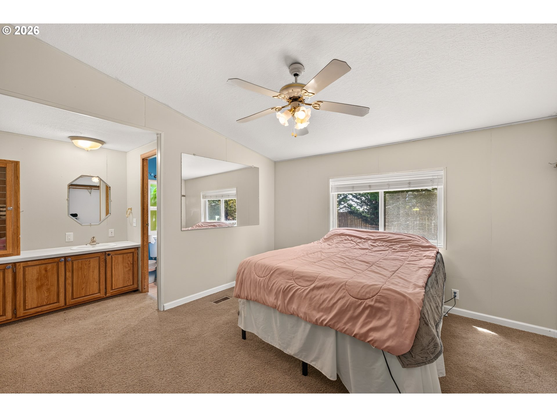 2225 Rogers Ln Property Photo 18