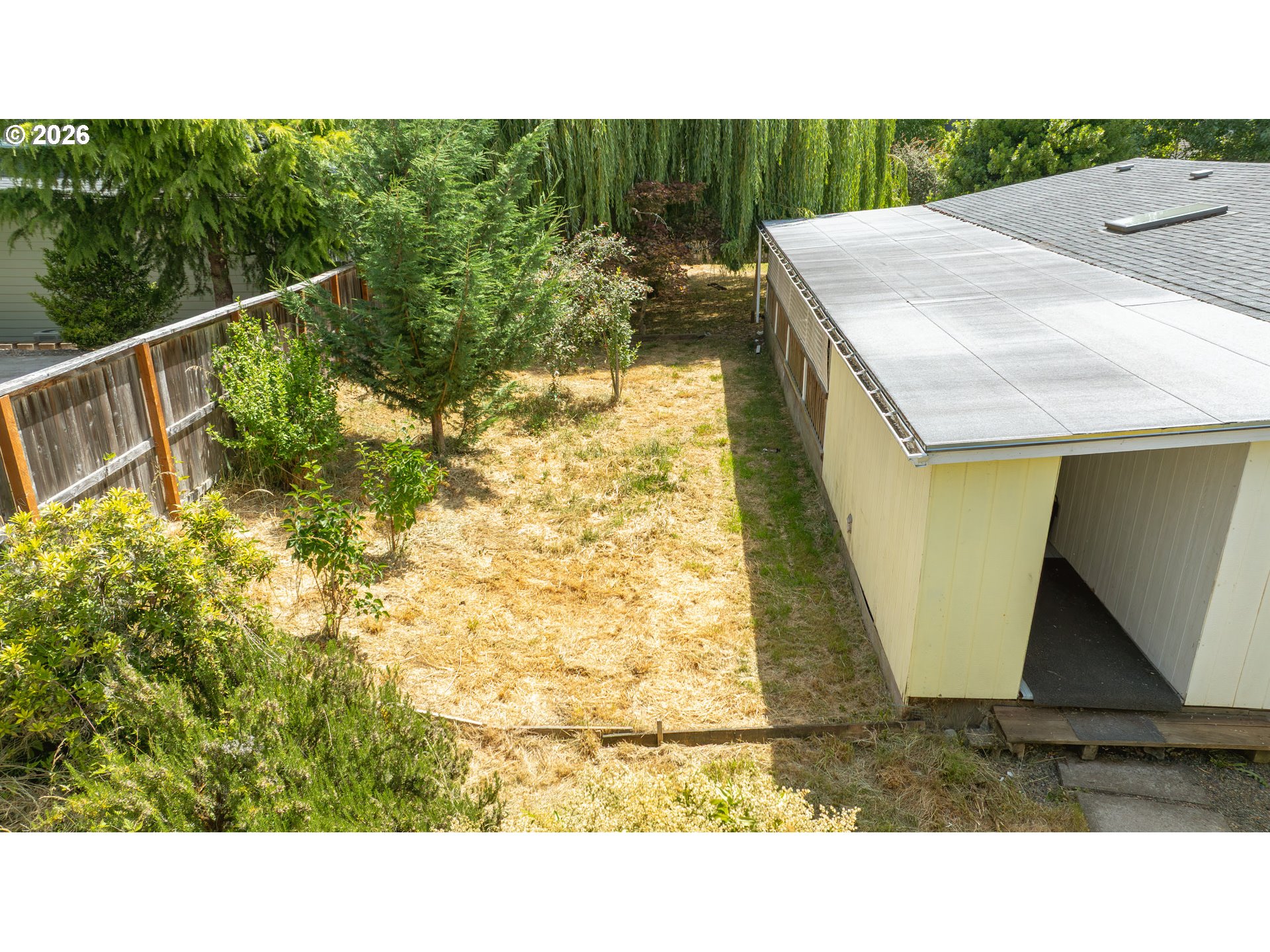 2225 Rogers Ln Property Photo 32