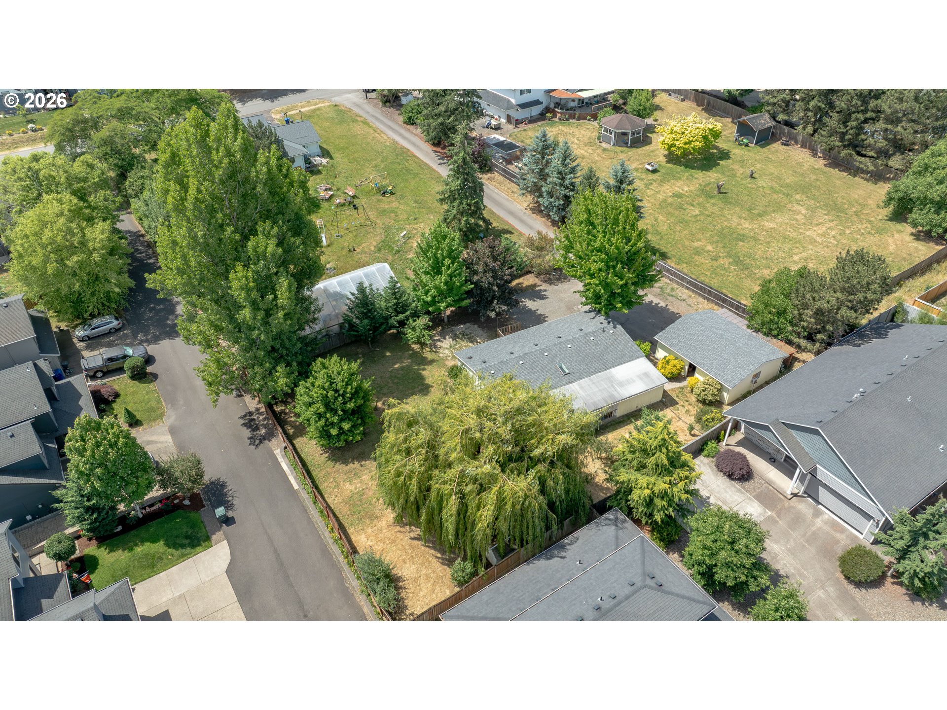 2225 Rogers Ln Property Photo 40
