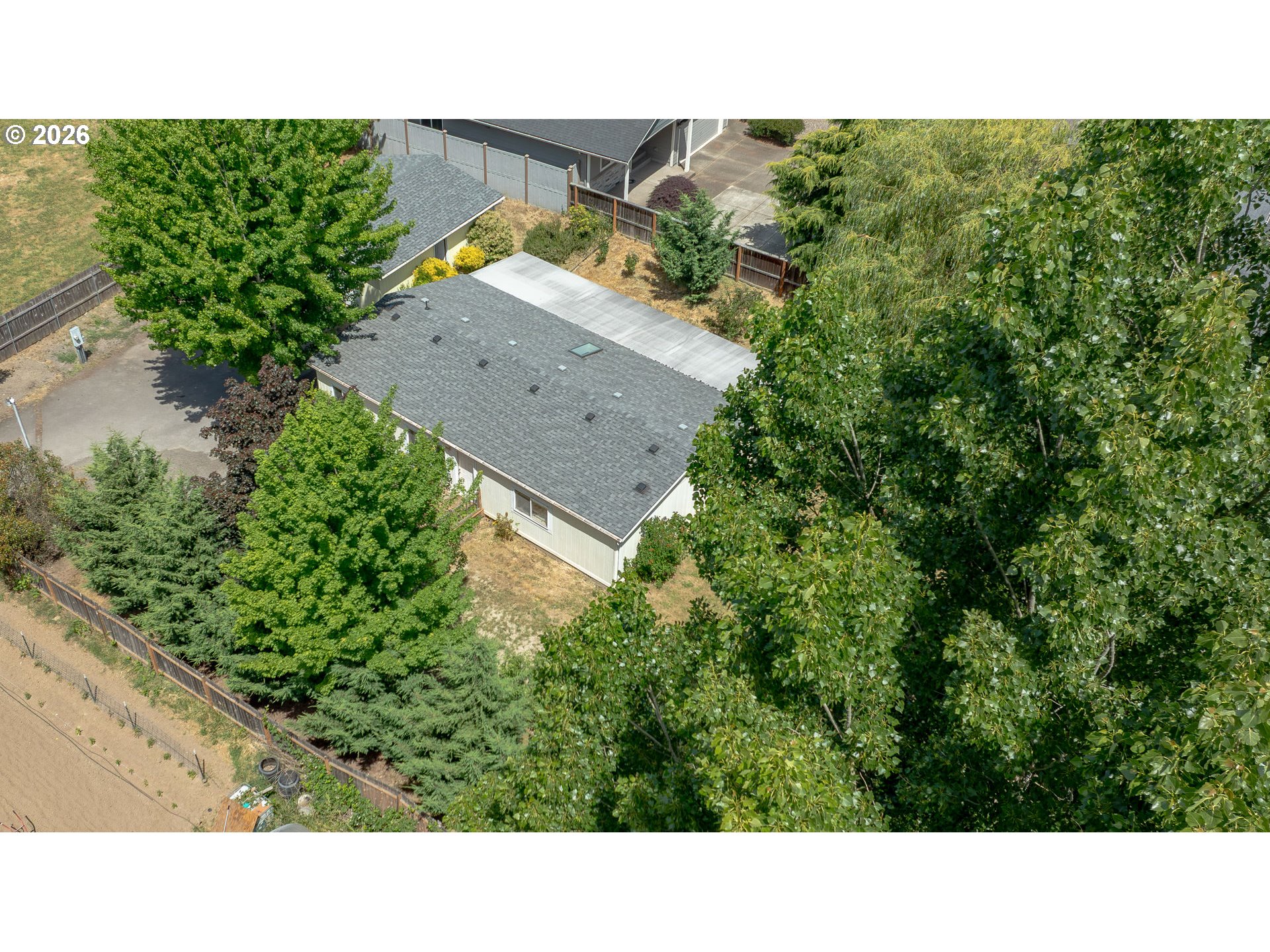 2225 Rogers Ln Property Photo 41