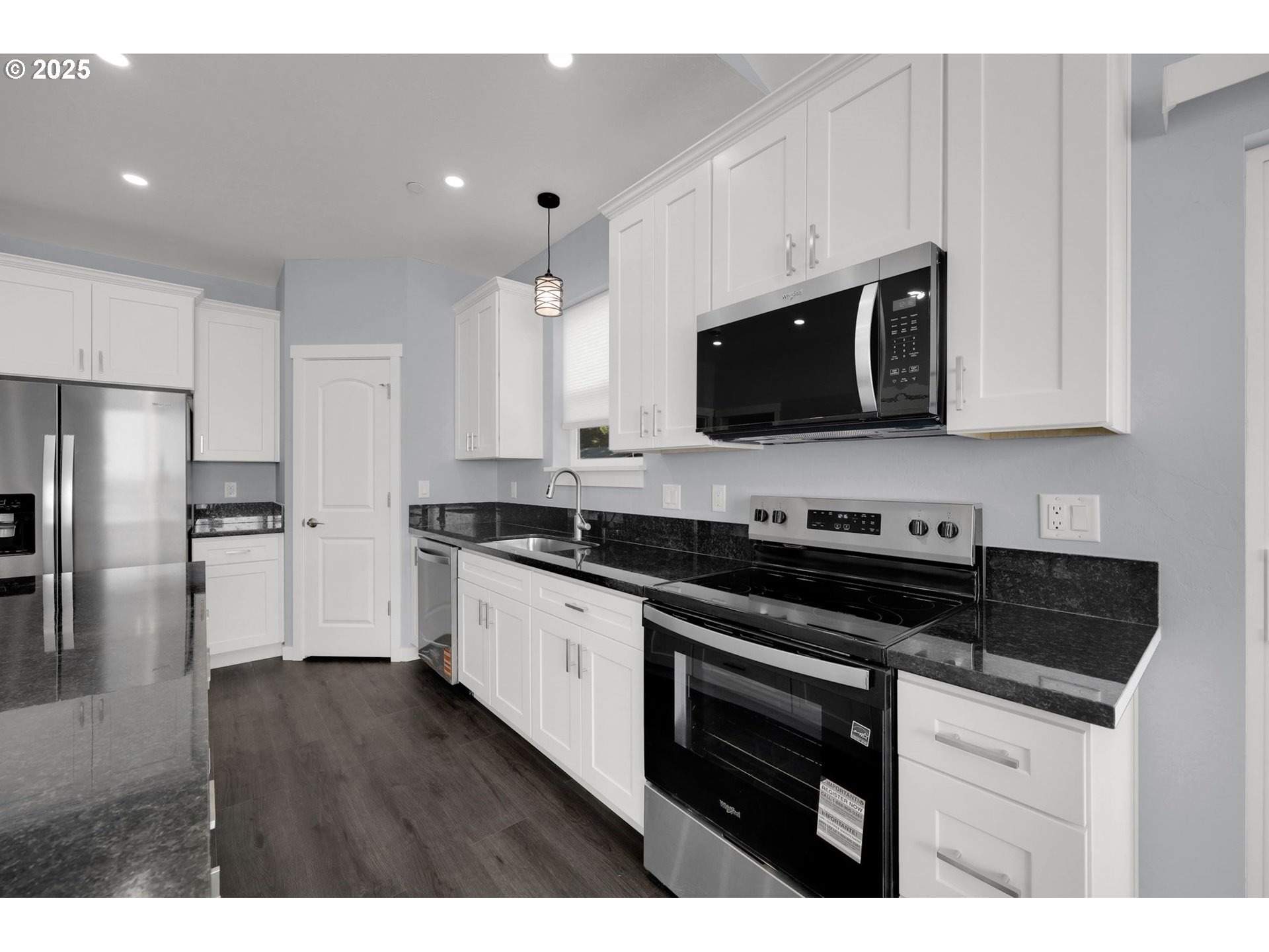2132 Willona Dr Property Photo 17