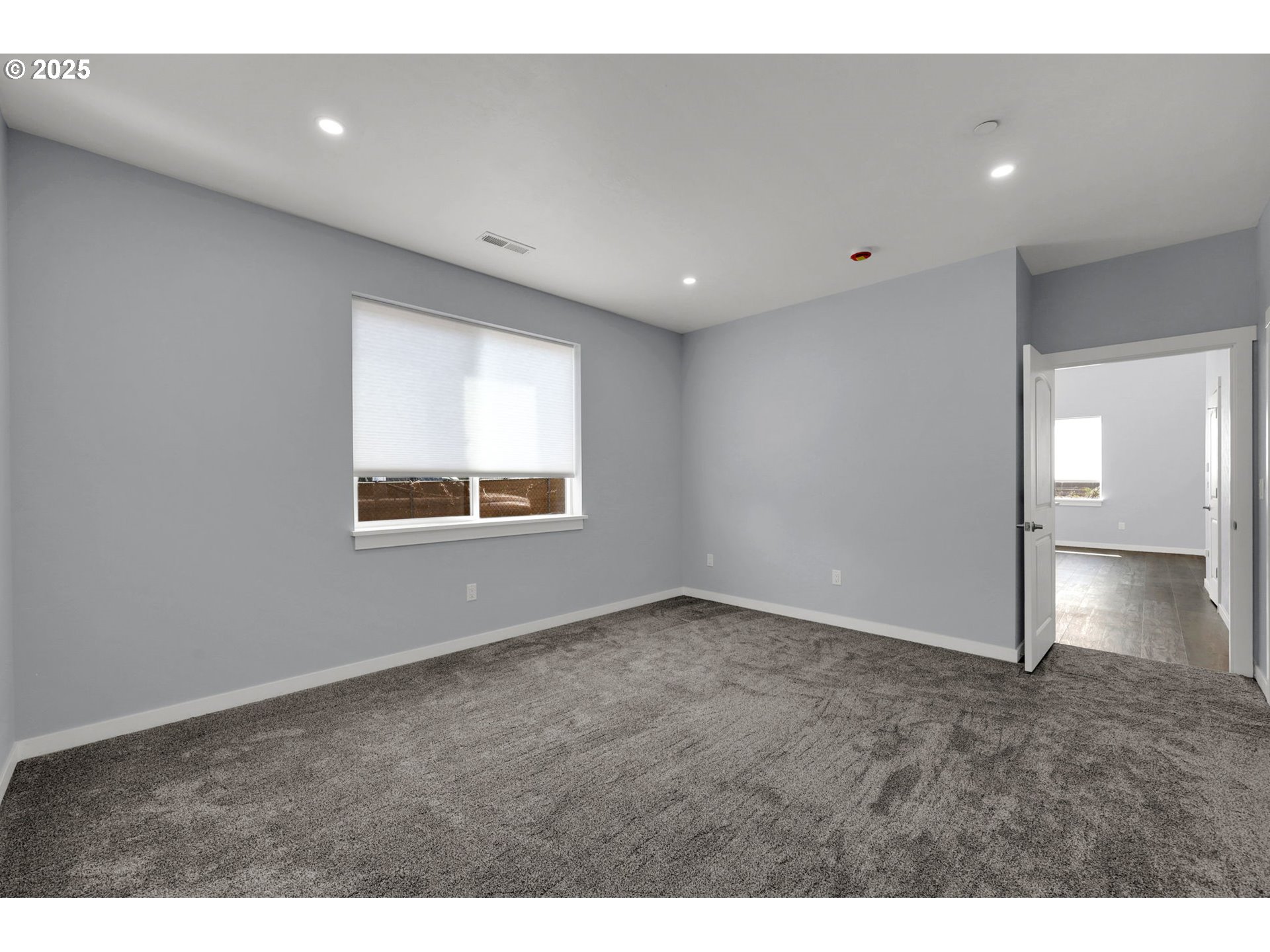 2132 Willona Dr Property Photo 23