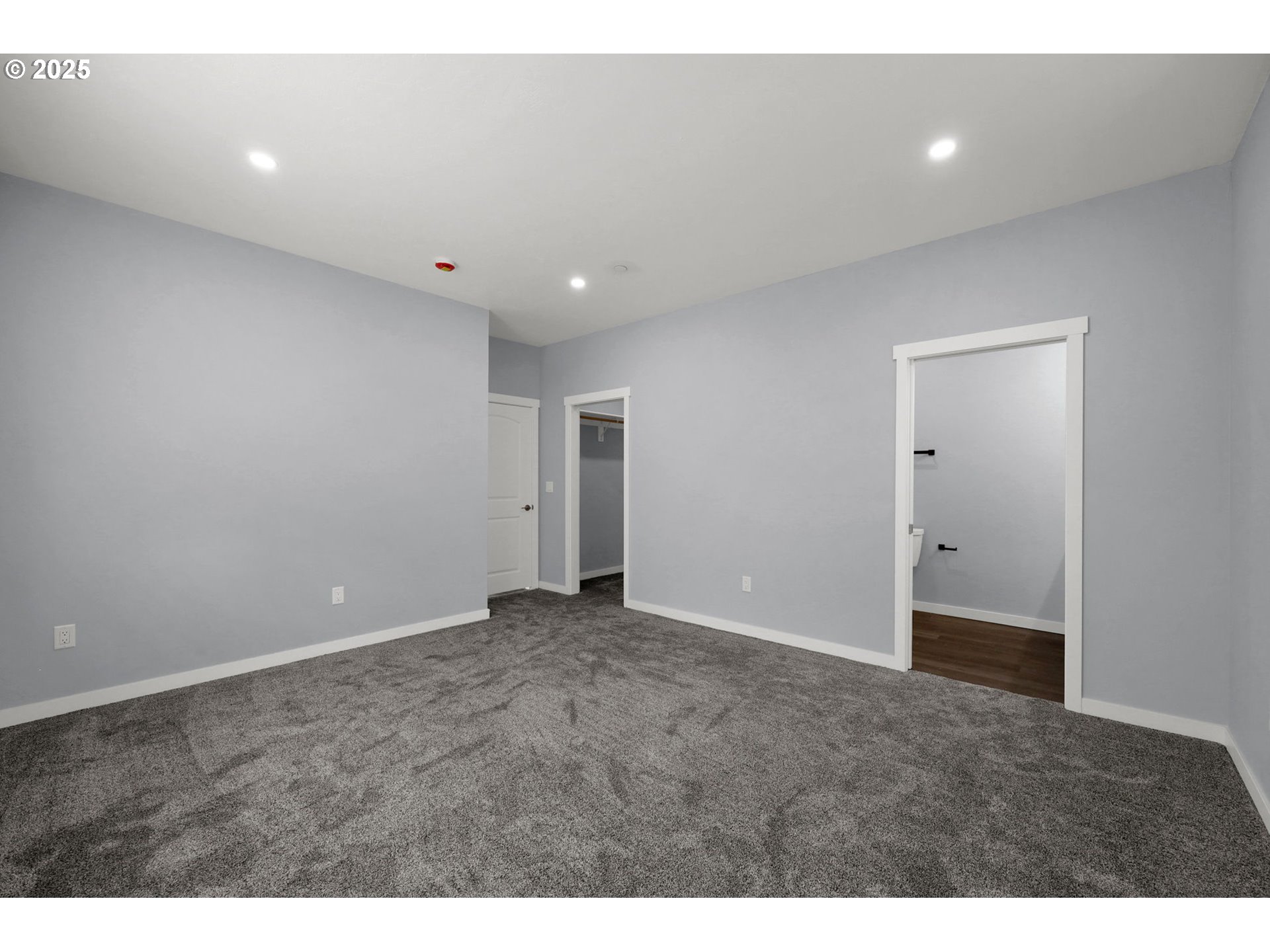 2132 Willona Dr Property Photo 24