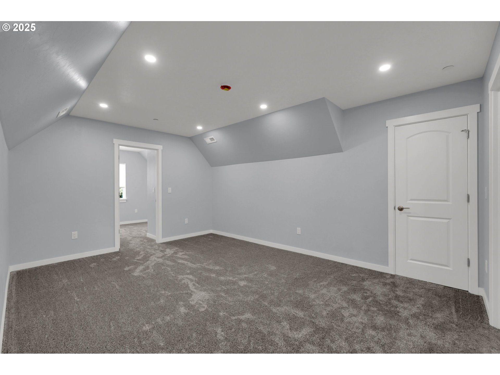 2132 Willona Dr Property Photo 29