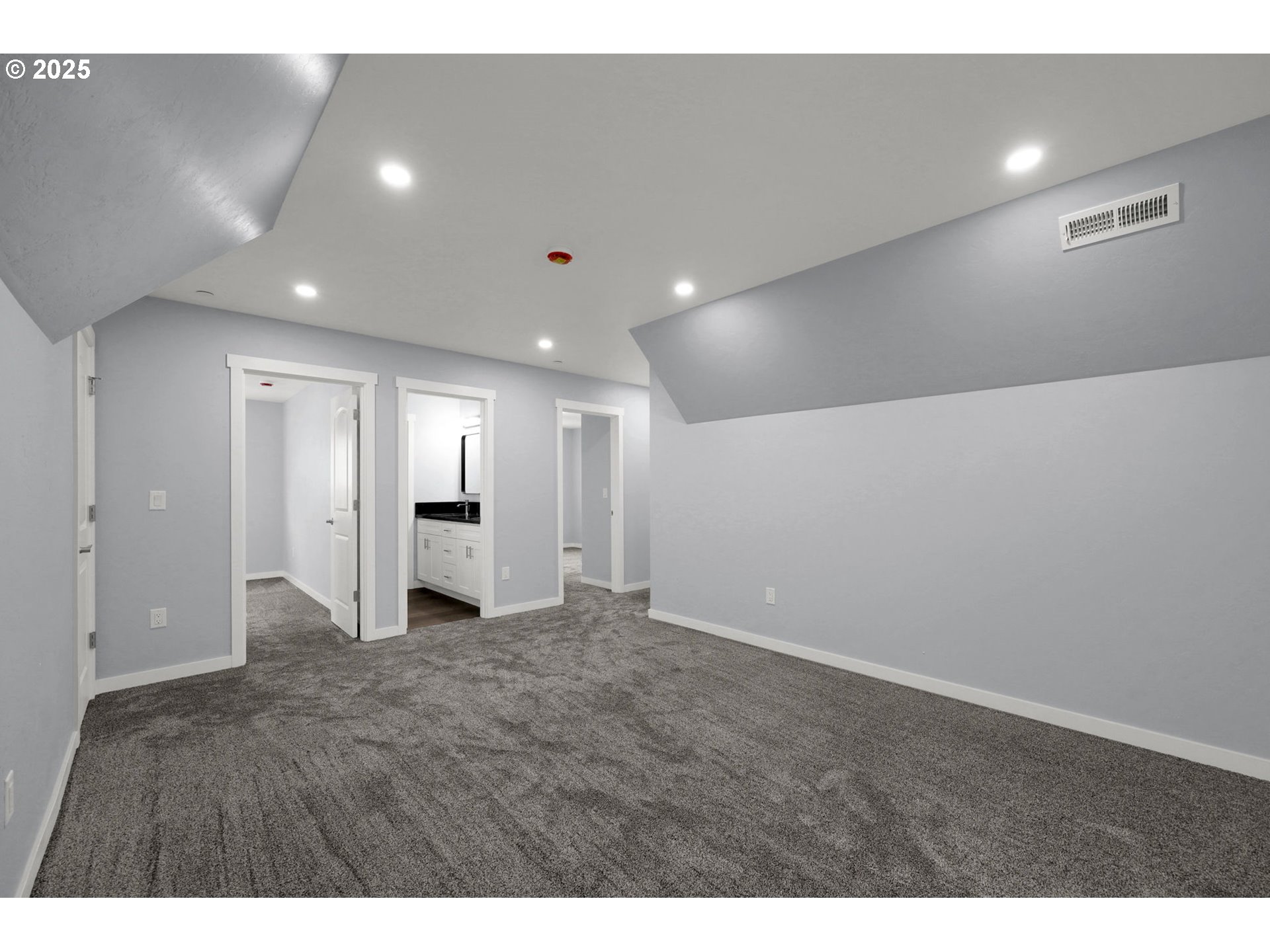 2132 Willona Dr Property Photo 31