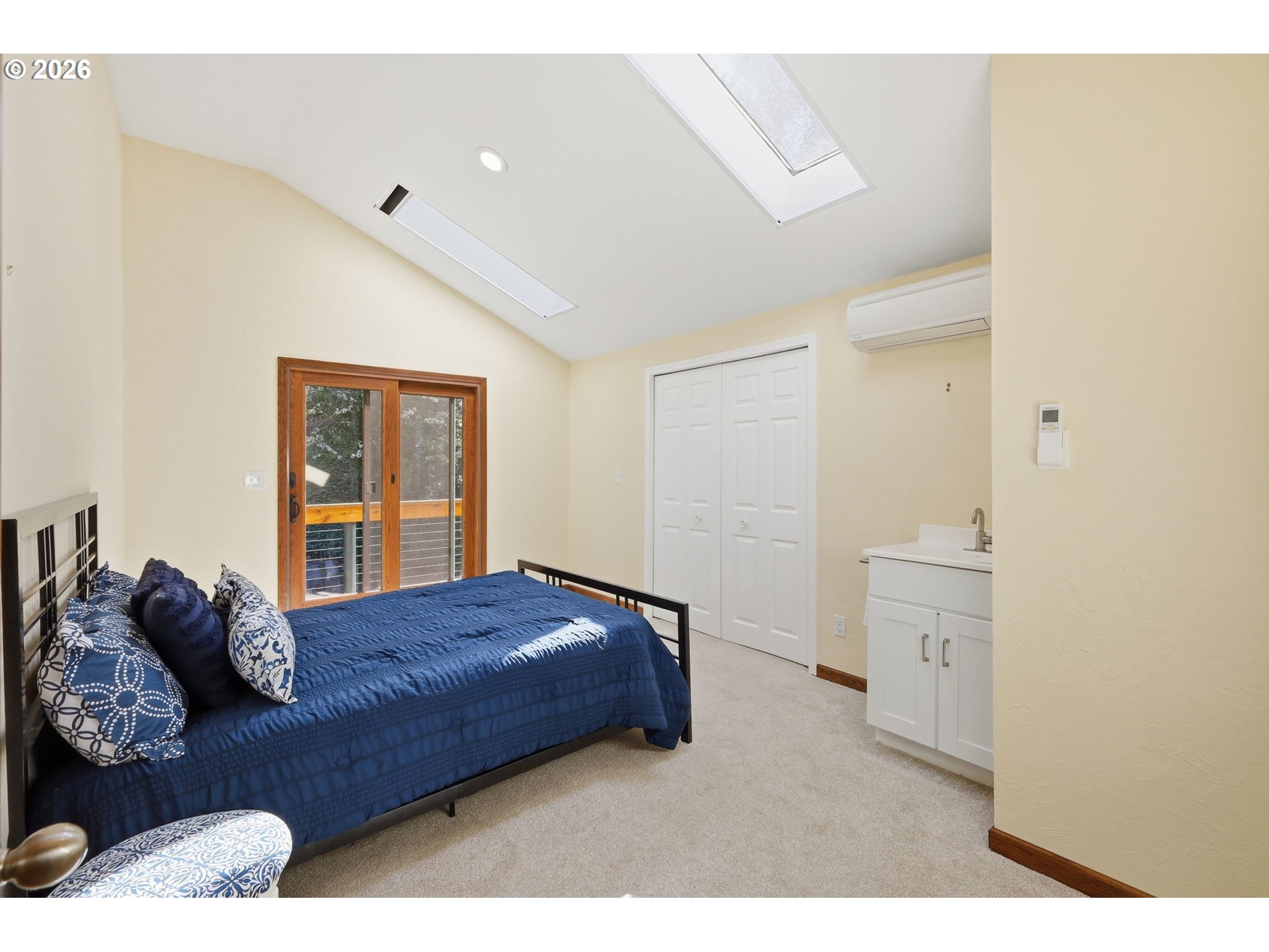 2804 Arline Way Property Photo 27