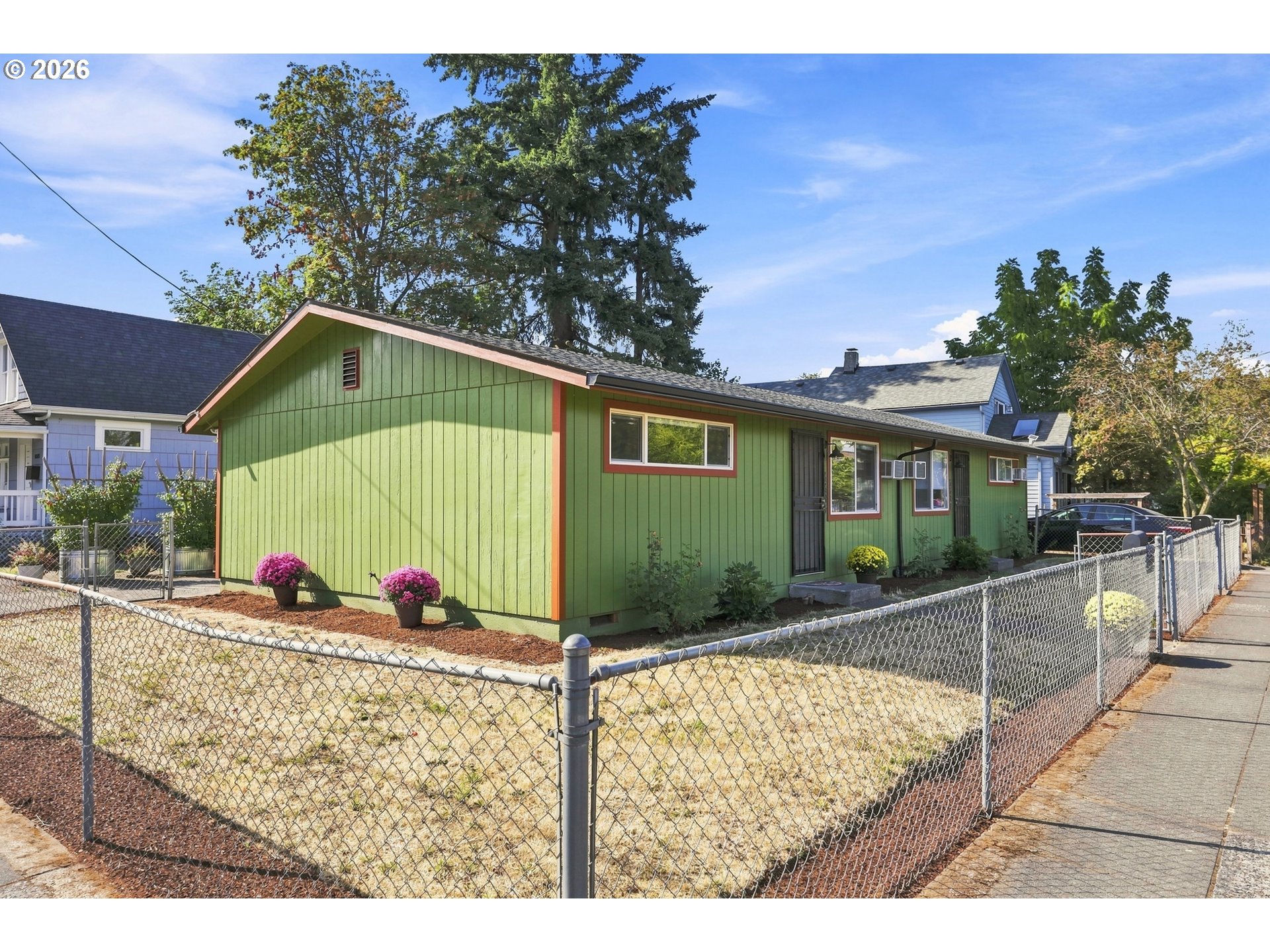 4437 SE 66TH AVE Property Photo 1