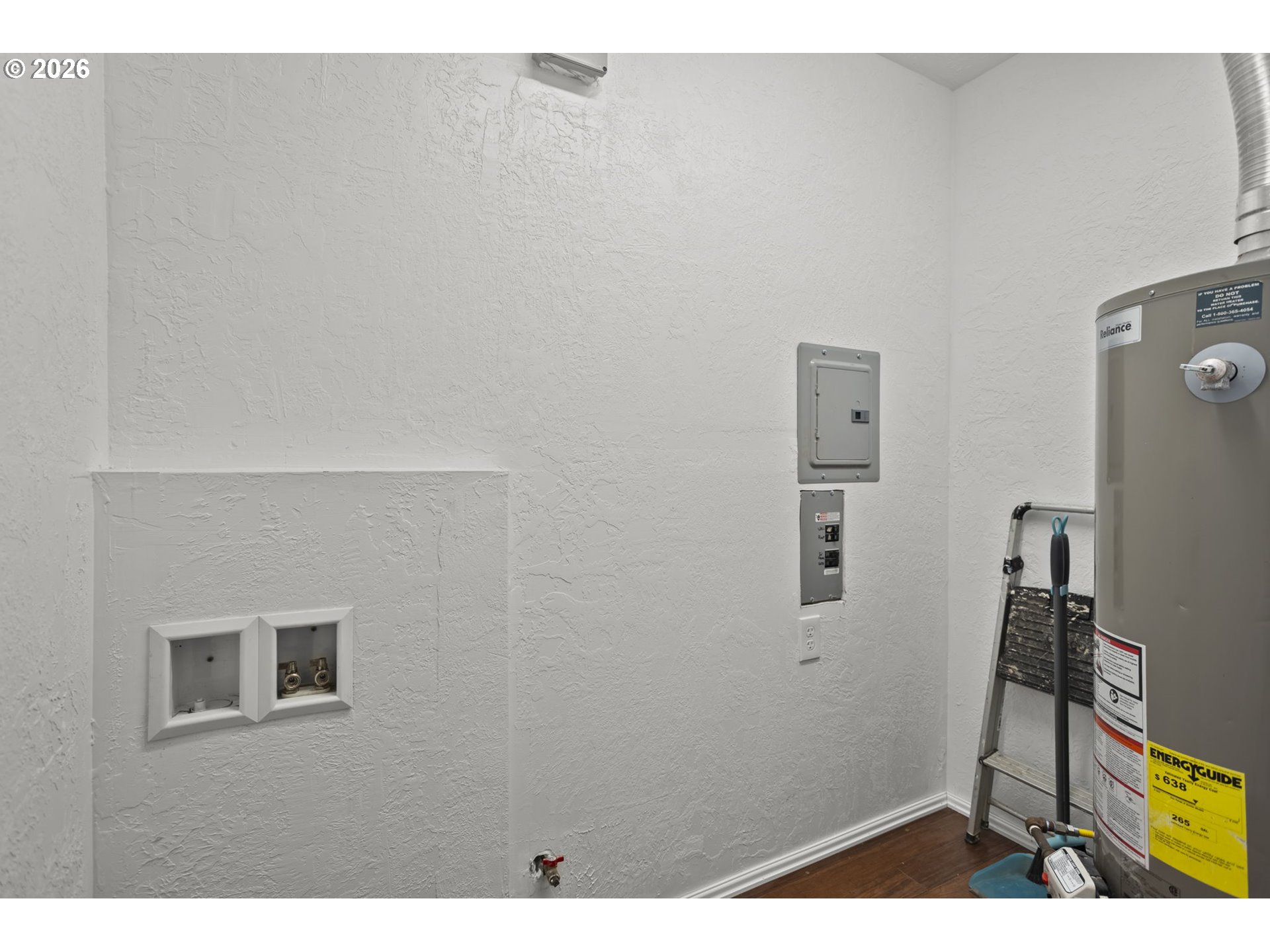 19005 Ne Buncombe Hollow Rd Property Photo 38