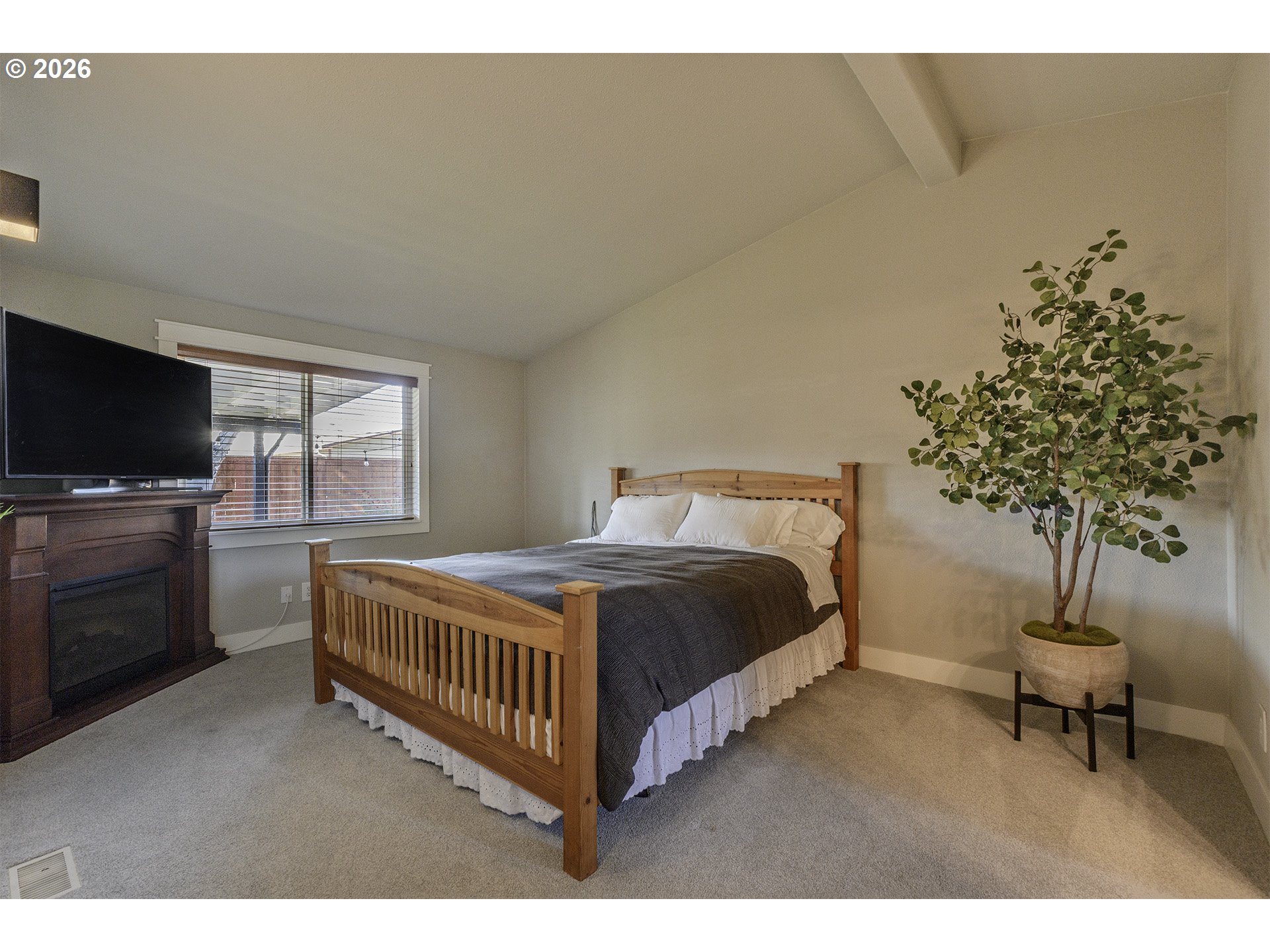 3248 B St Property Photo 17