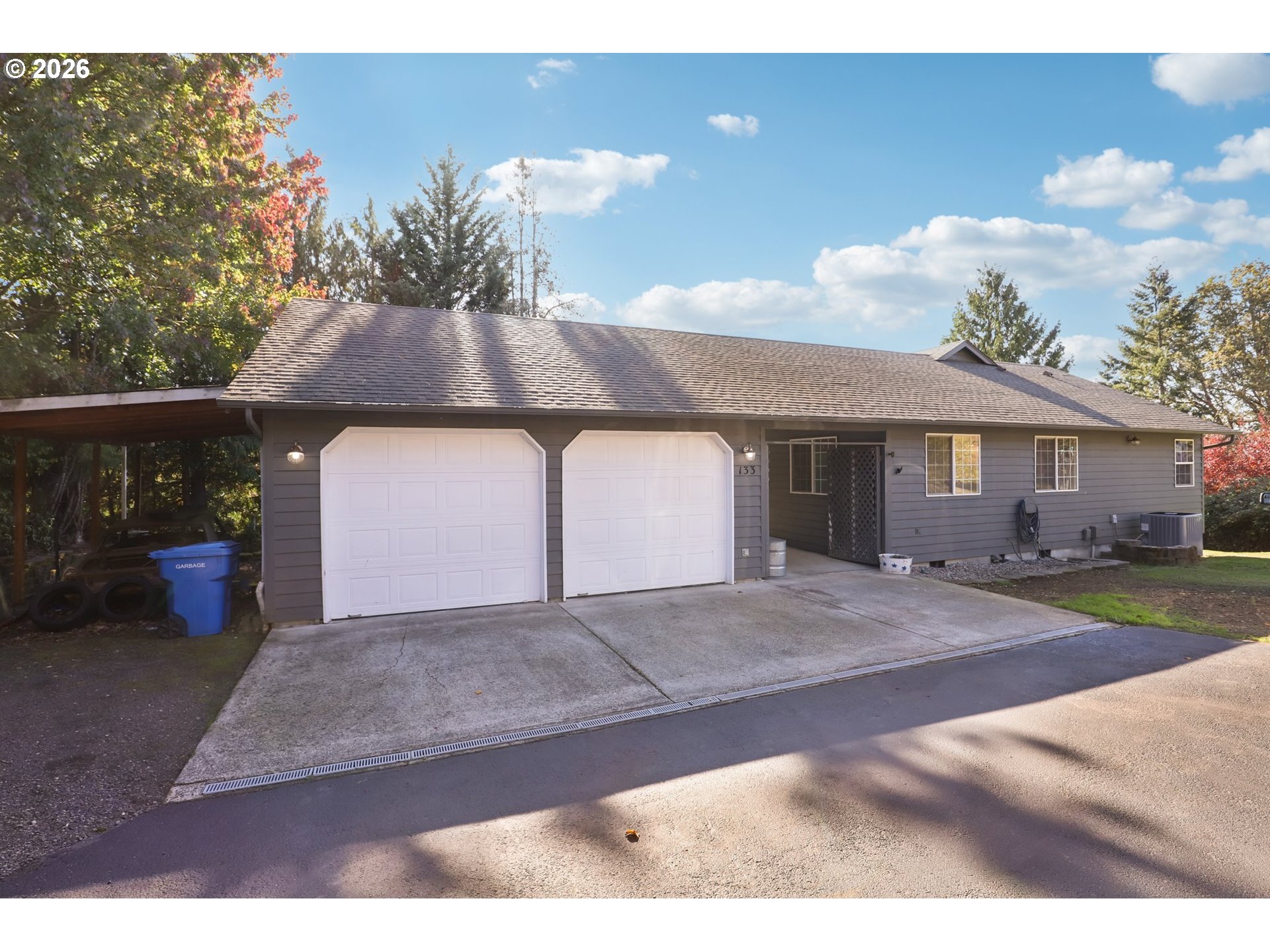 133 Sunnyside Dr Property Photo 1