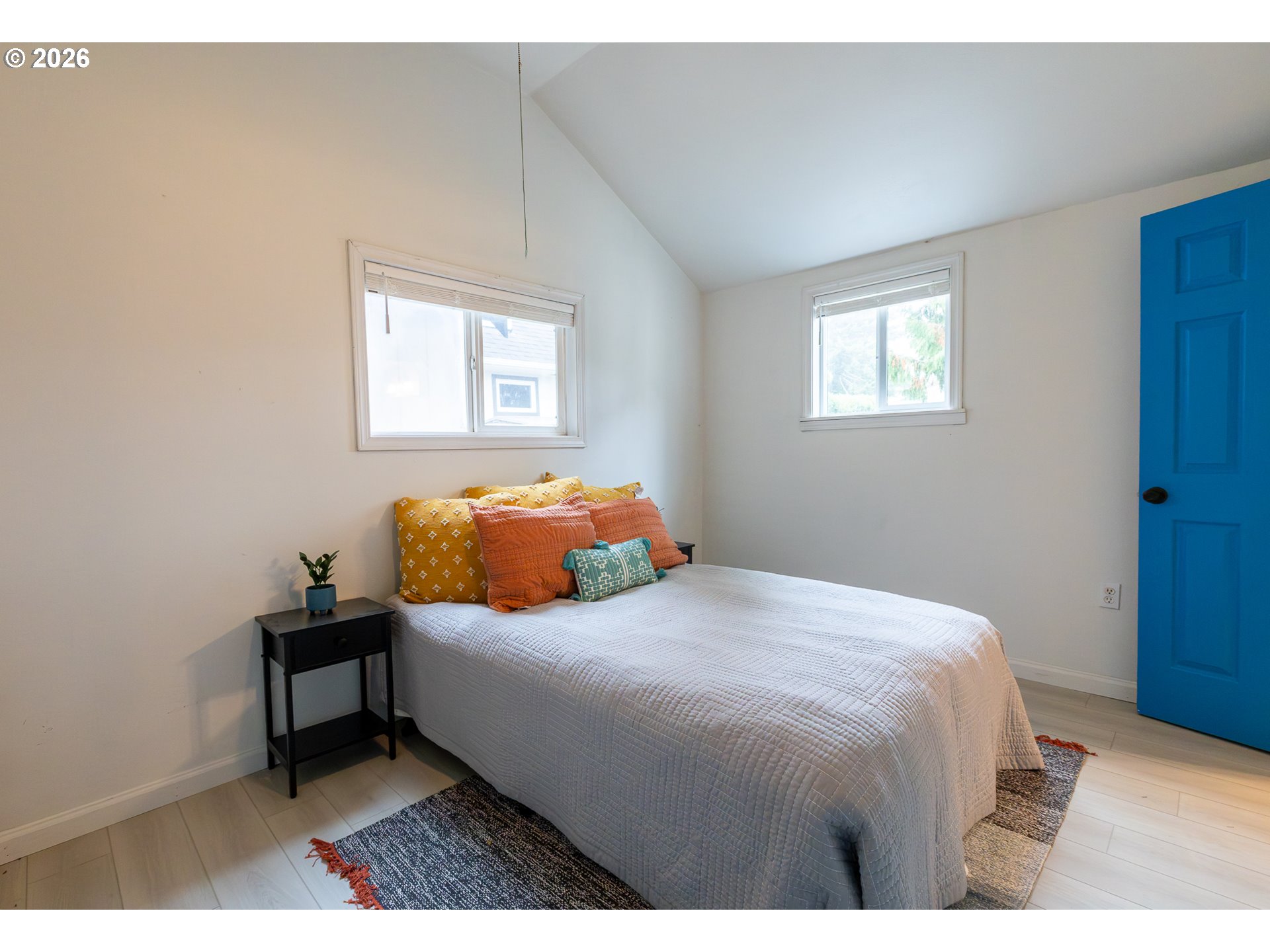 102 S Harbor St Property Photo 7