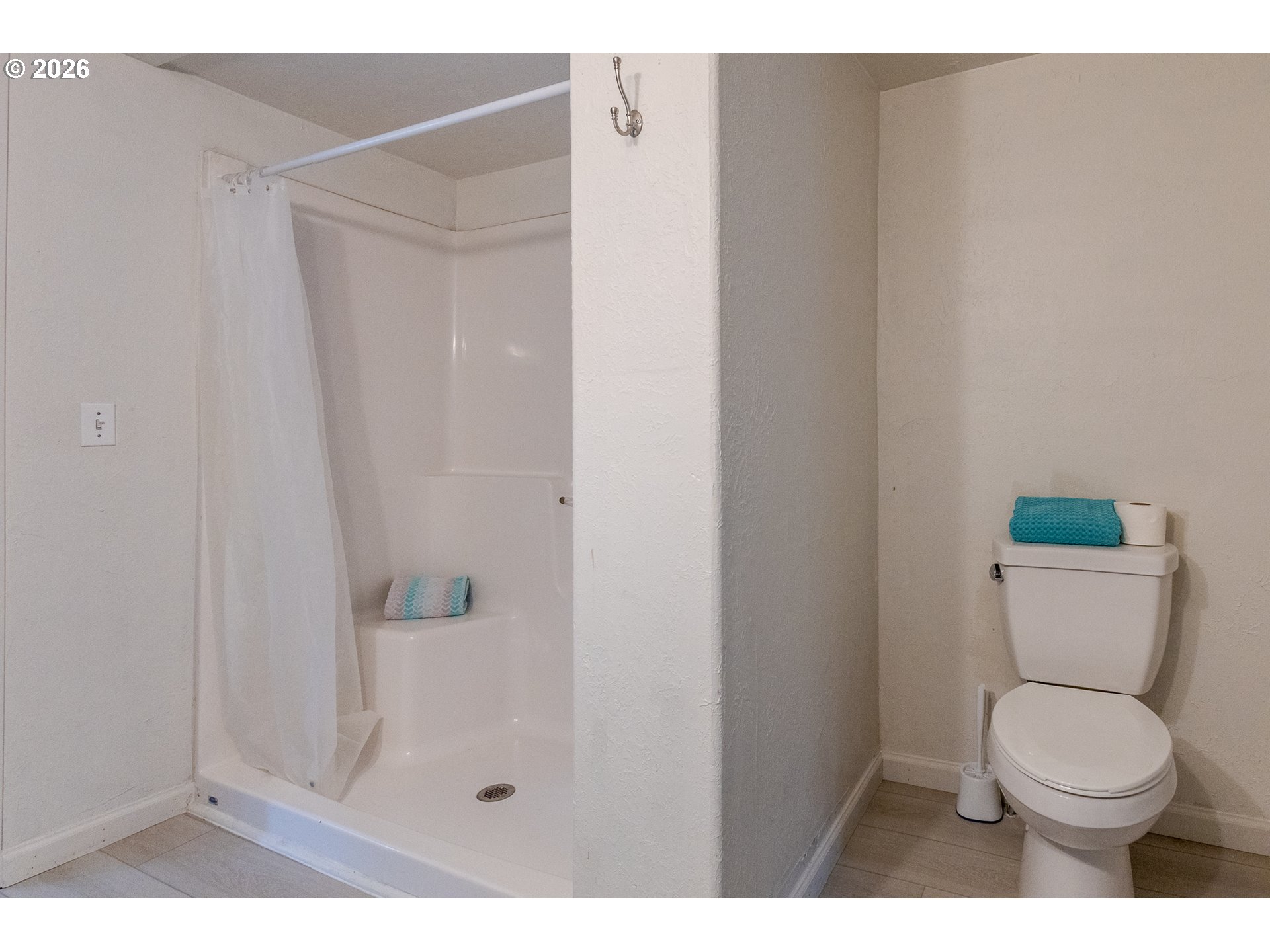 102 S Harbor St Property Photo 11