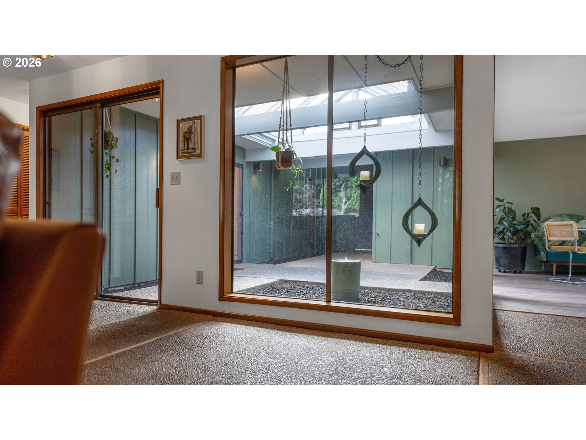 1245 Inglewood Ave Property Photo 8