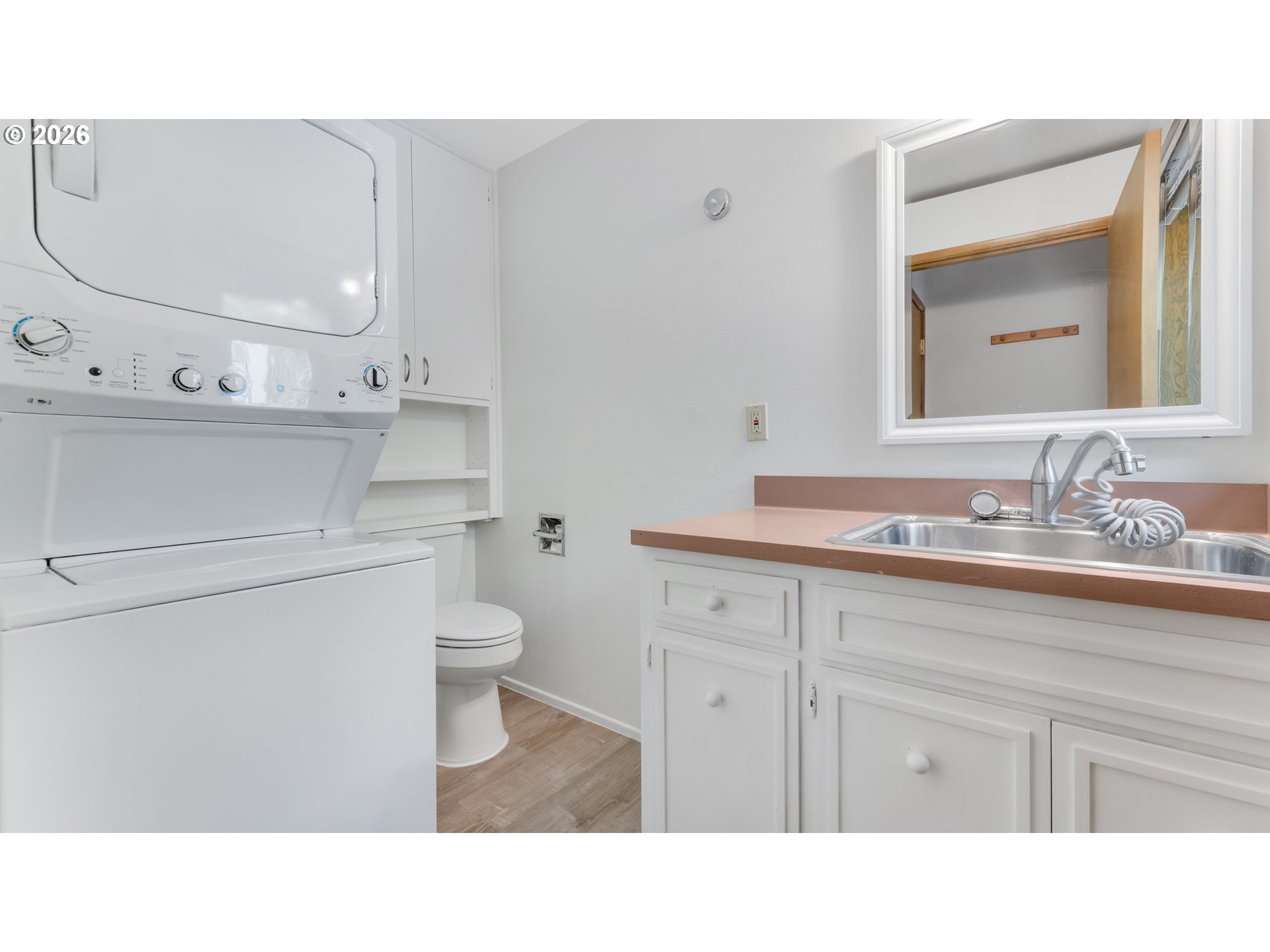 1245 Inglewood Ave Property Photo 37
