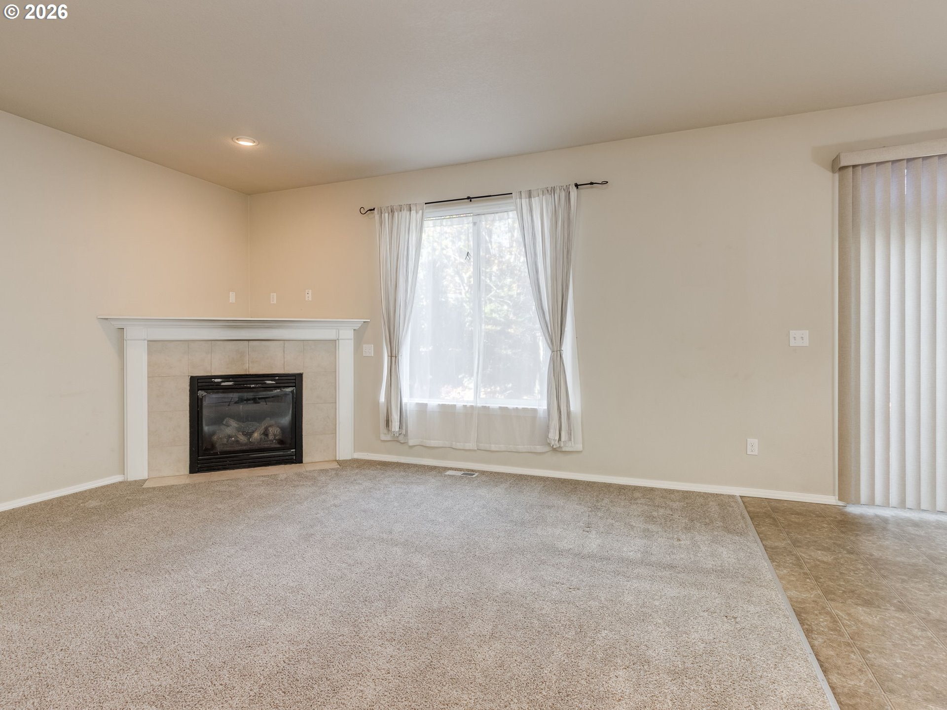 759 Se Camellia Ct Property Photo 7