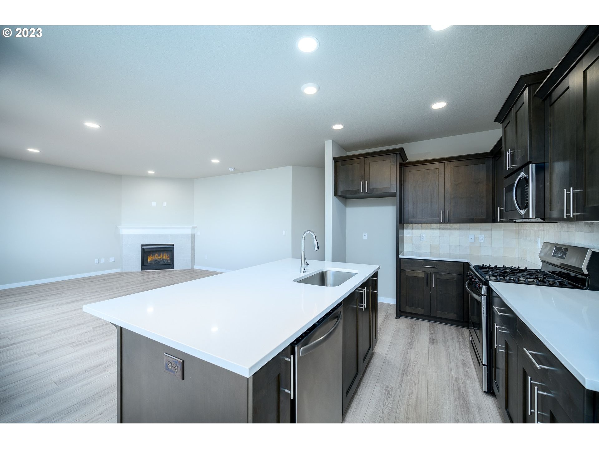 2773 S Ivy St 827 Property Photo 17