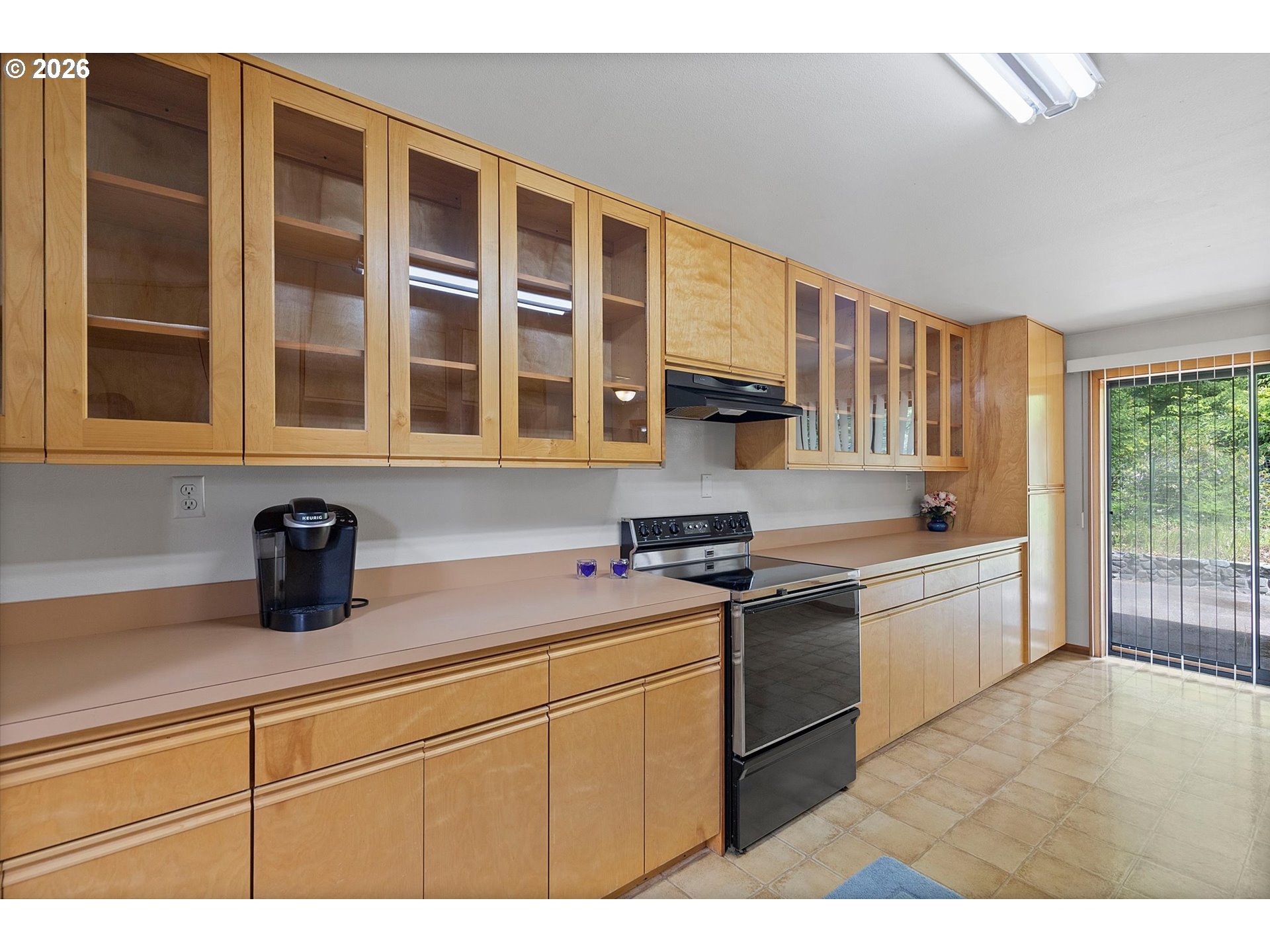 2180 Se Alsea Way Property Photo 13