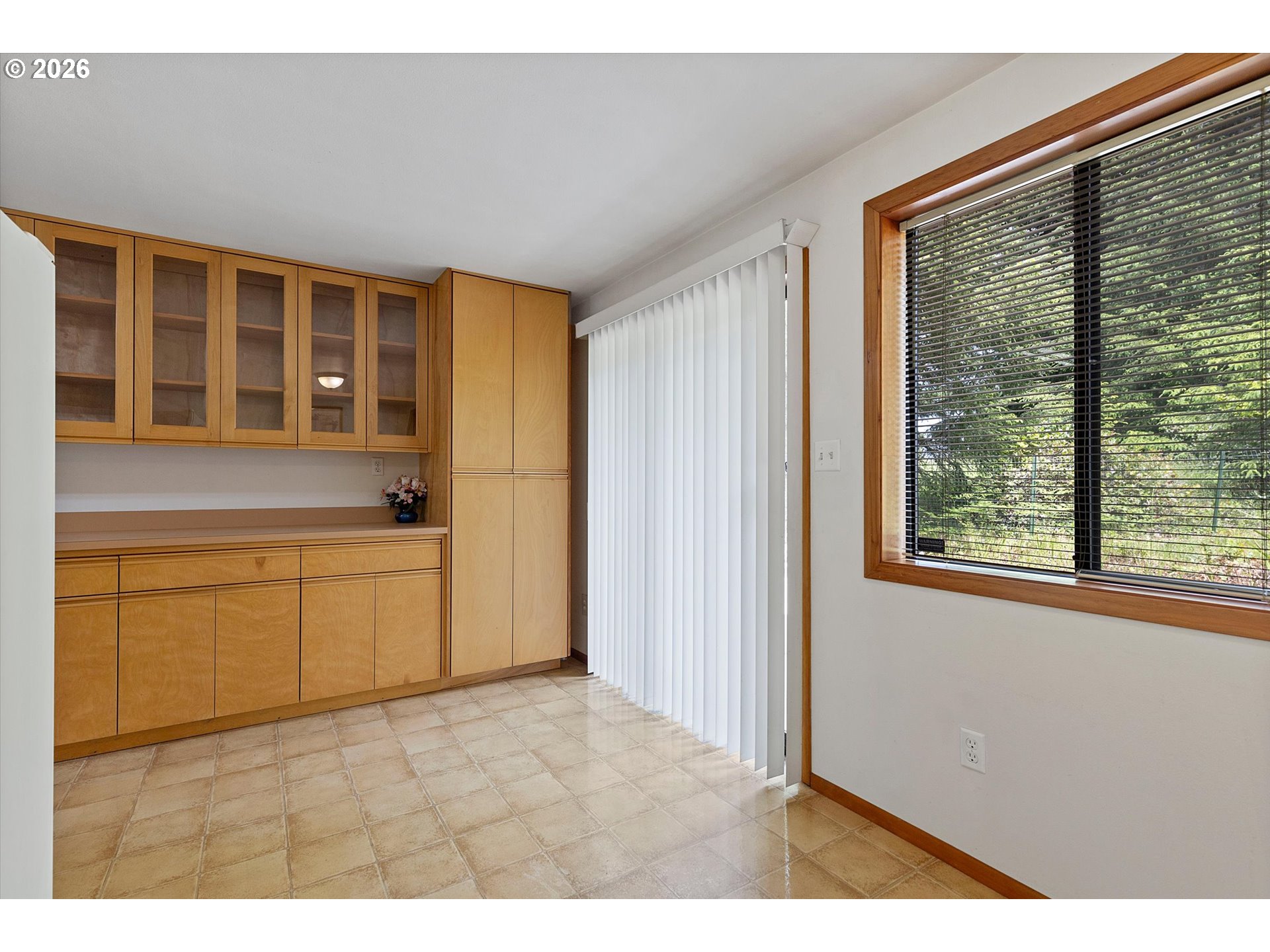 2180 Se Alsea Way Property Photo 16