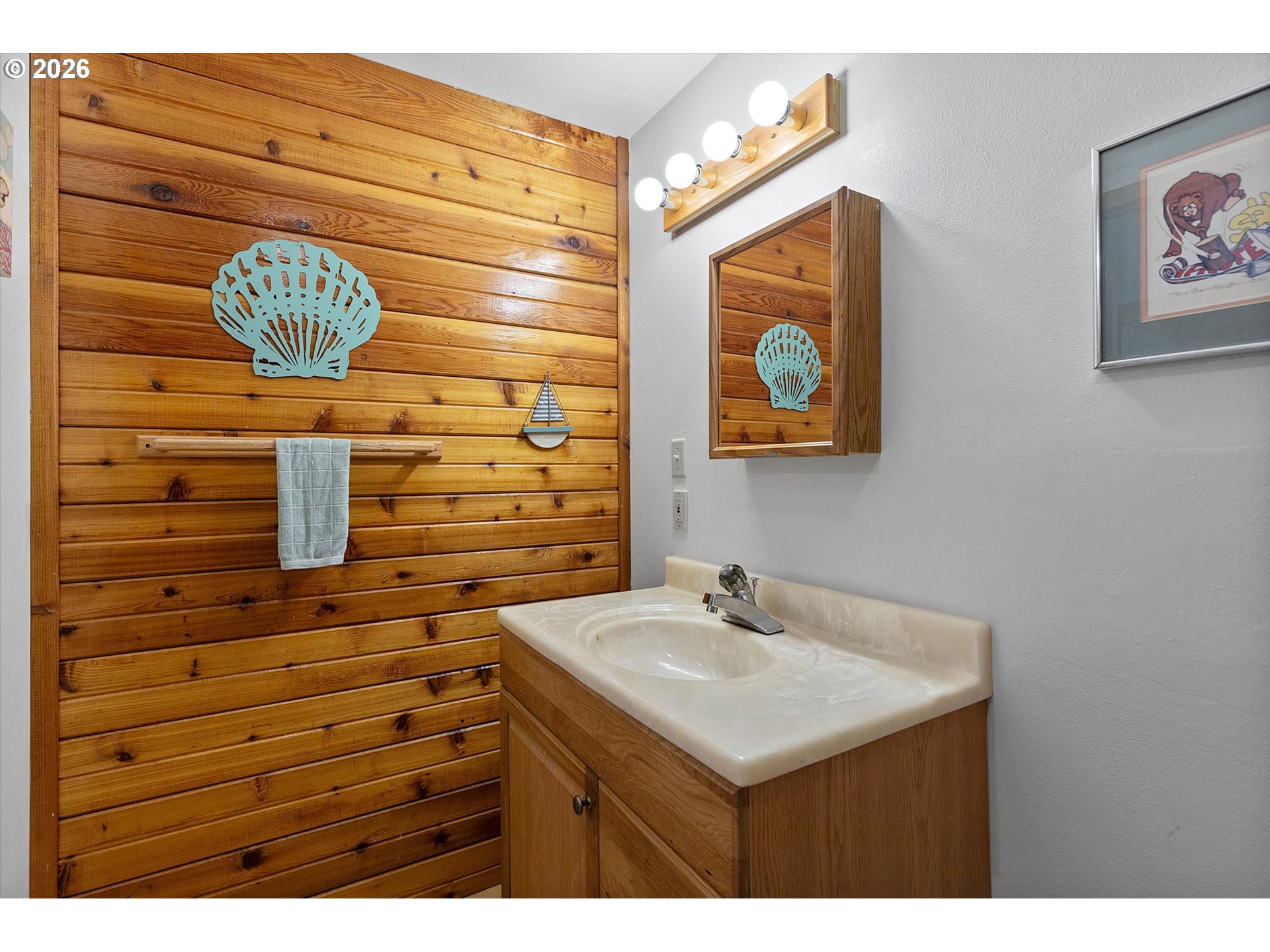 2180 Se Alsea Way Property Photo 20