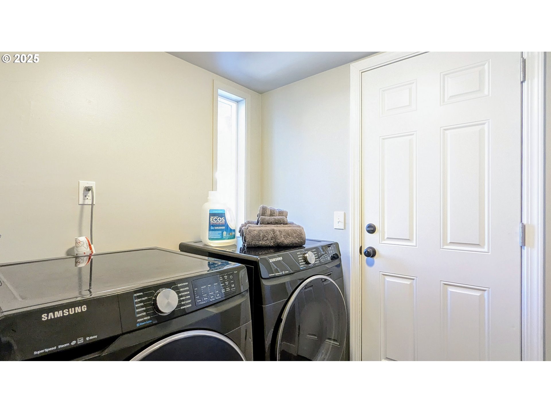 251 Ne Village Squire Ave 2 Property Photo 19