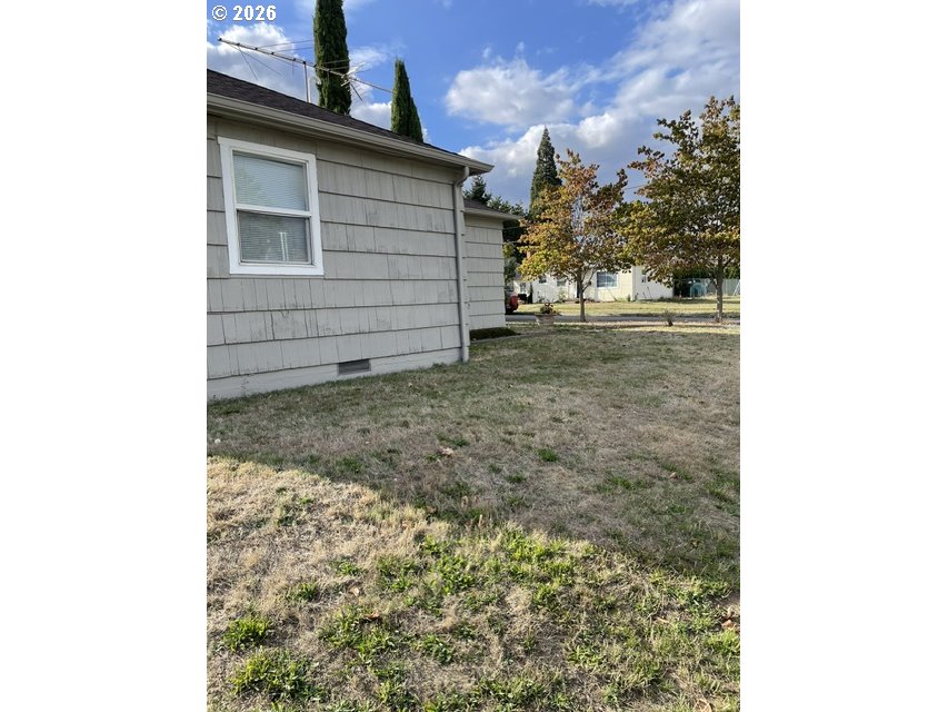 8636 Ne Holladay St Property Photo 19