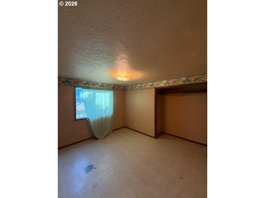 1105 Orchard Ln Property Photo 9