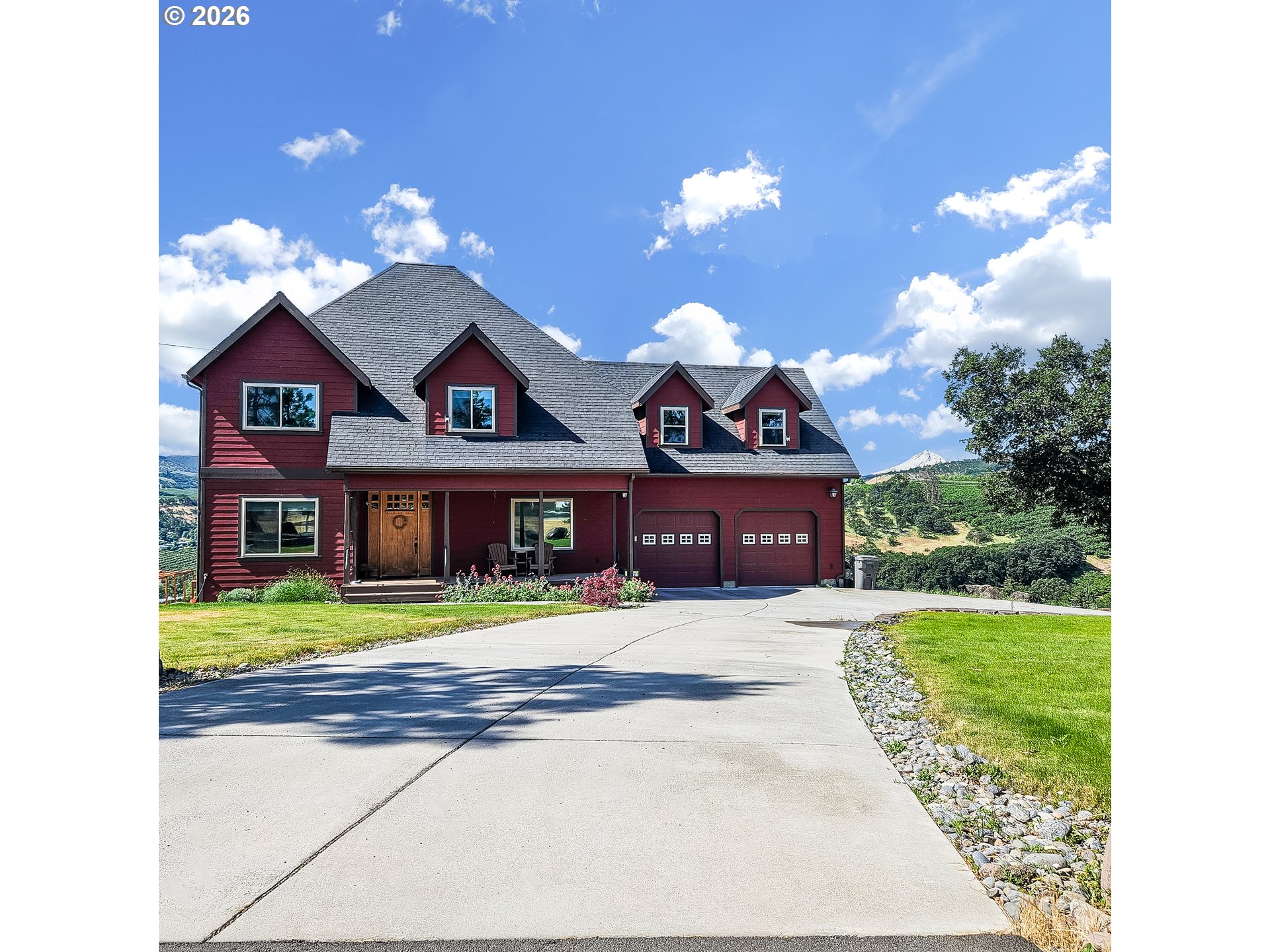 1306 HERMITS WAY