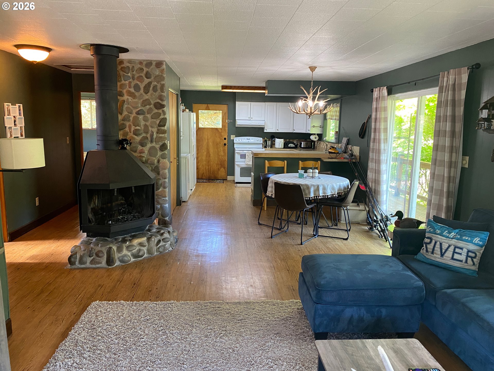 5944 S River Loop Property Photo 13