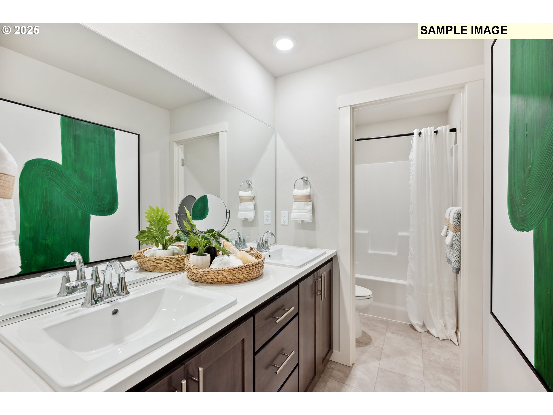 23812 Sw Wenatchee Ter Property Photo 11