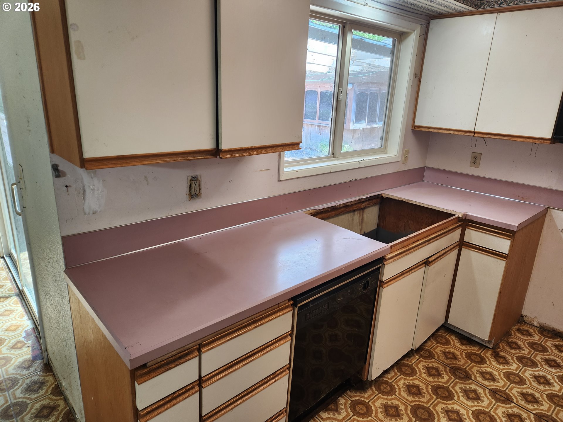 2155 Berwin Ln Property Photo 4