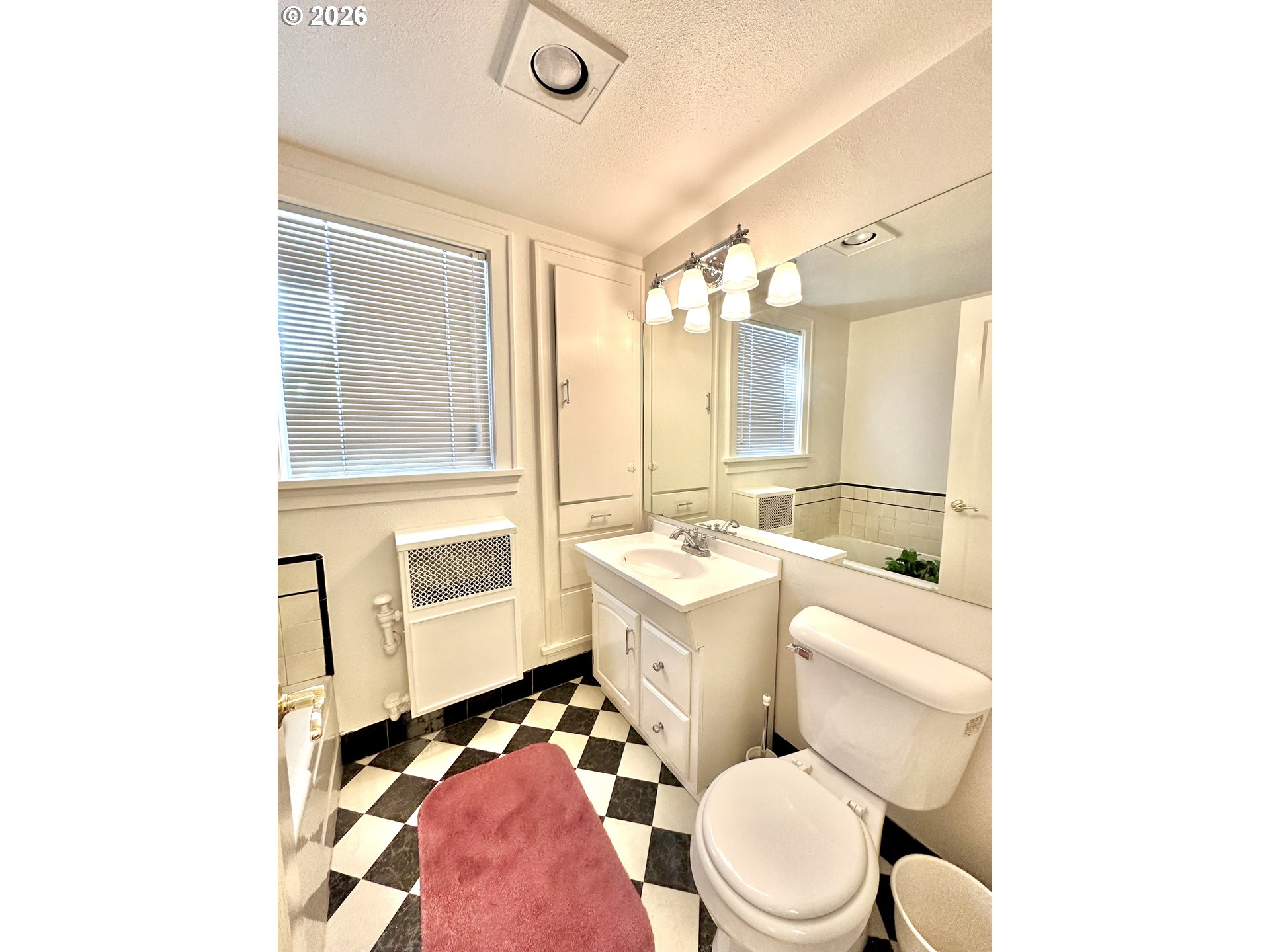 1615 4th St Property Photo 8