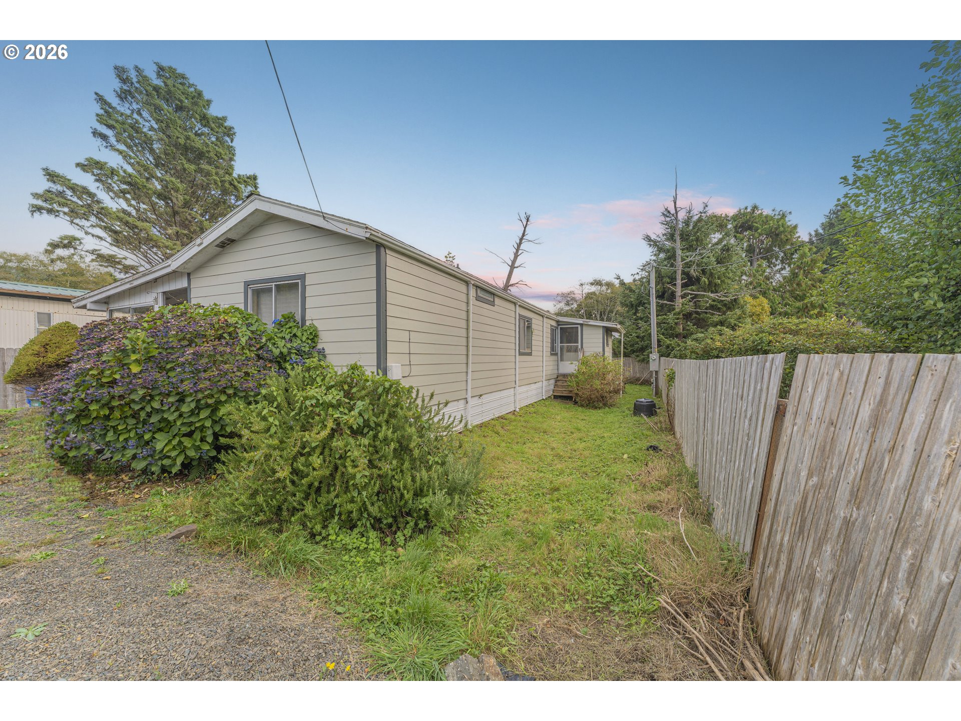 8305 Stark St Property Photo 2