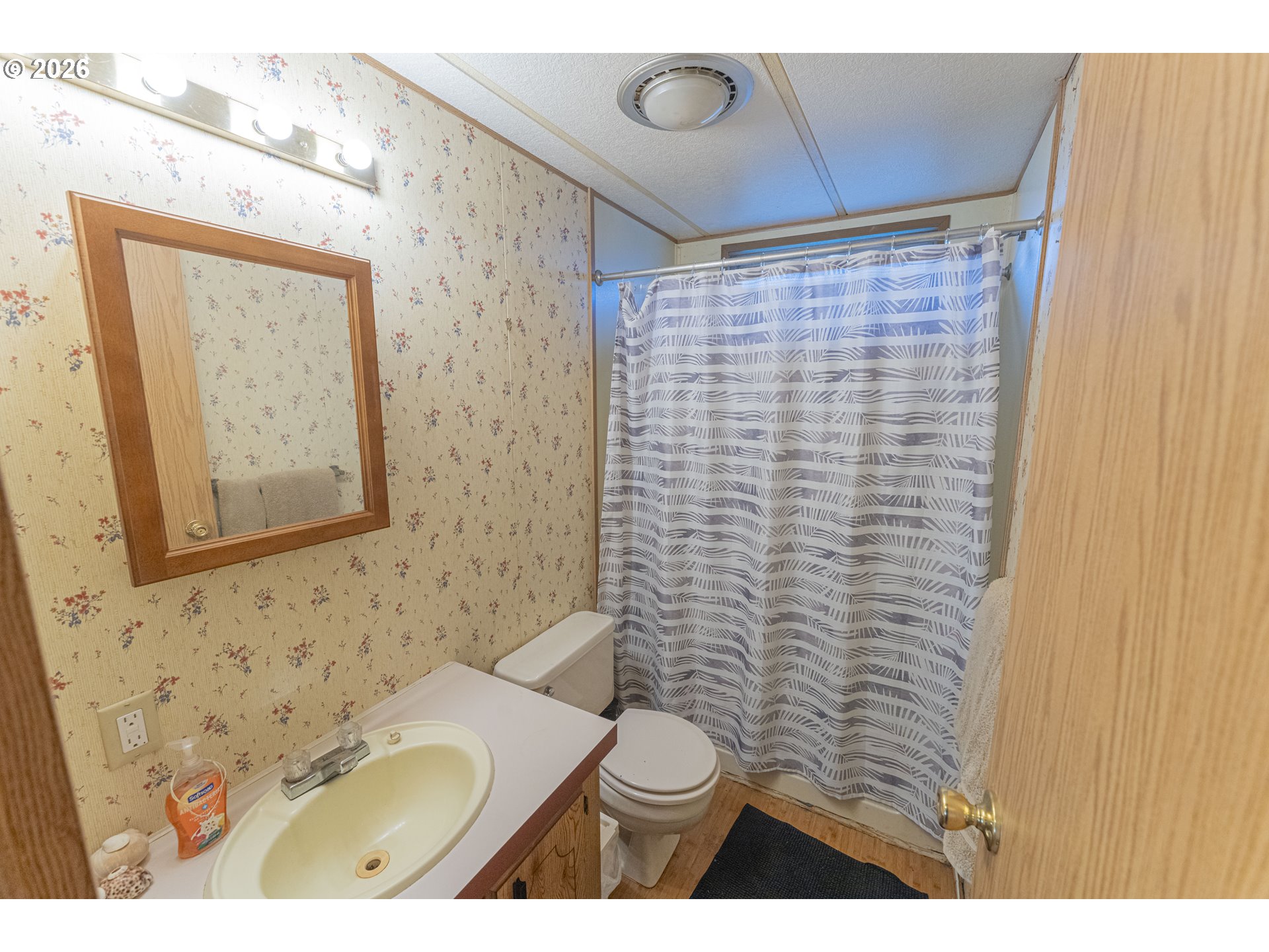 8305 Stark St Property Photo 14