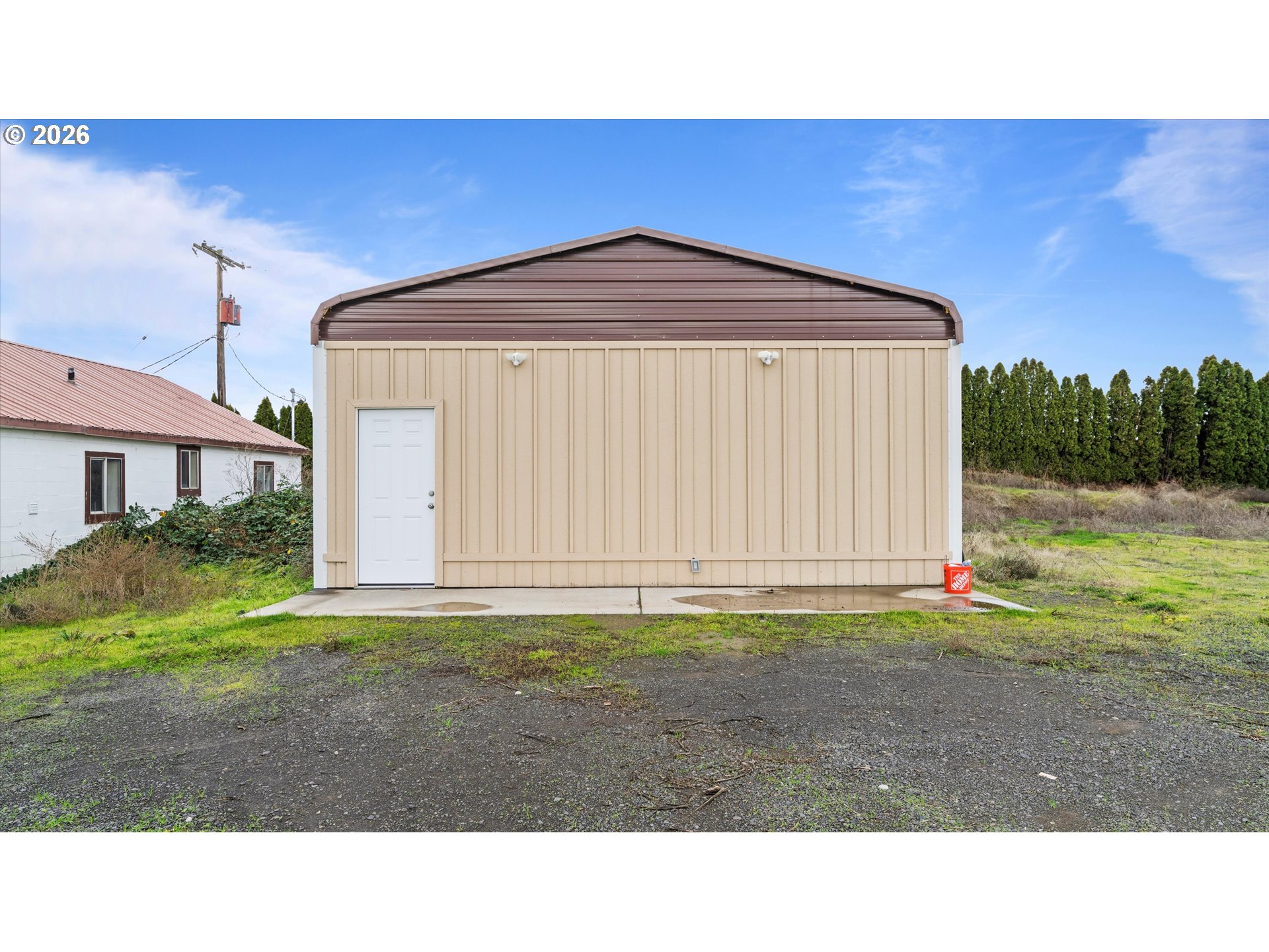 85576 Highway 11 Property Photo 5
