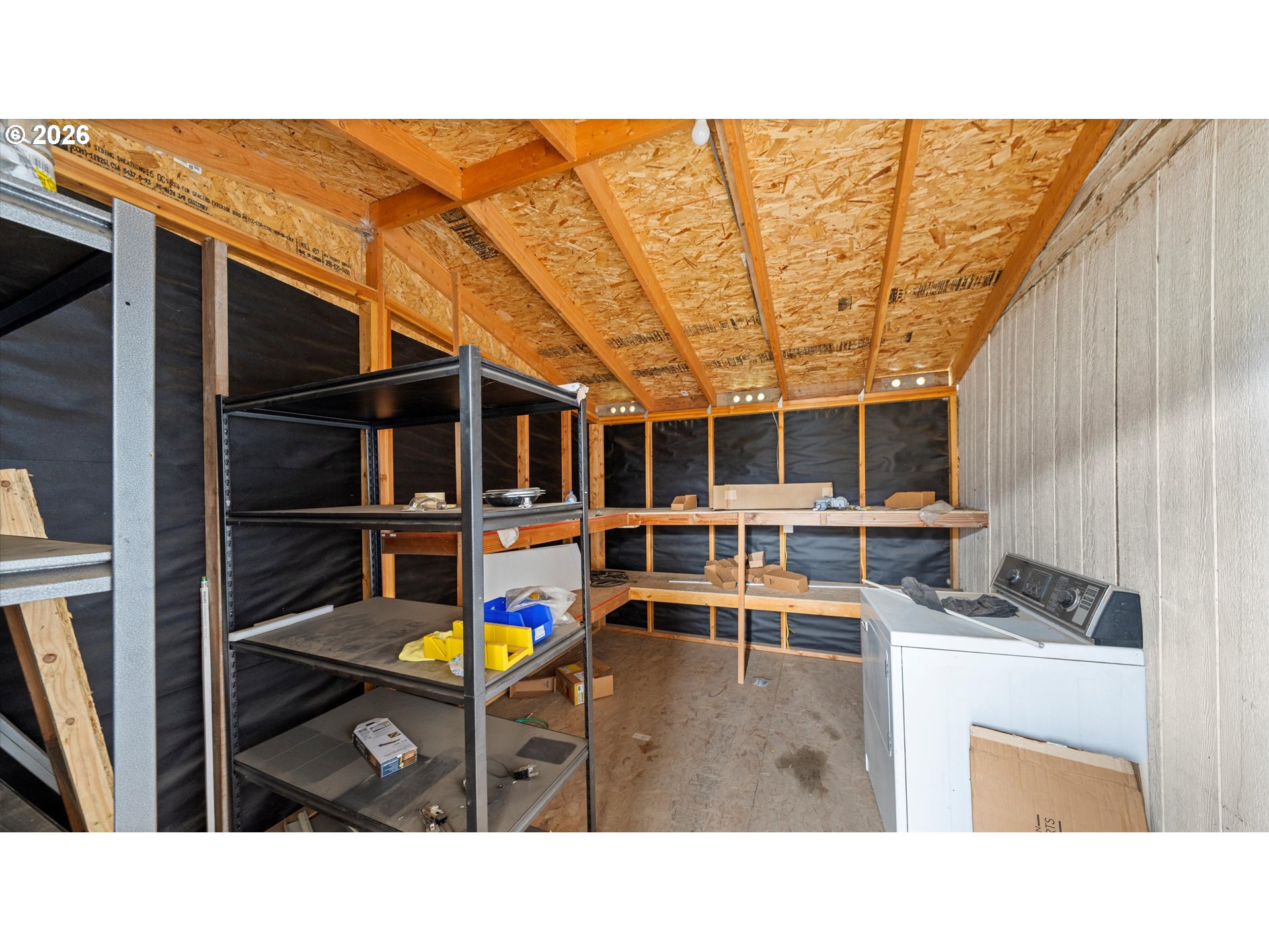 85576 Highway 11 Property Photo 6