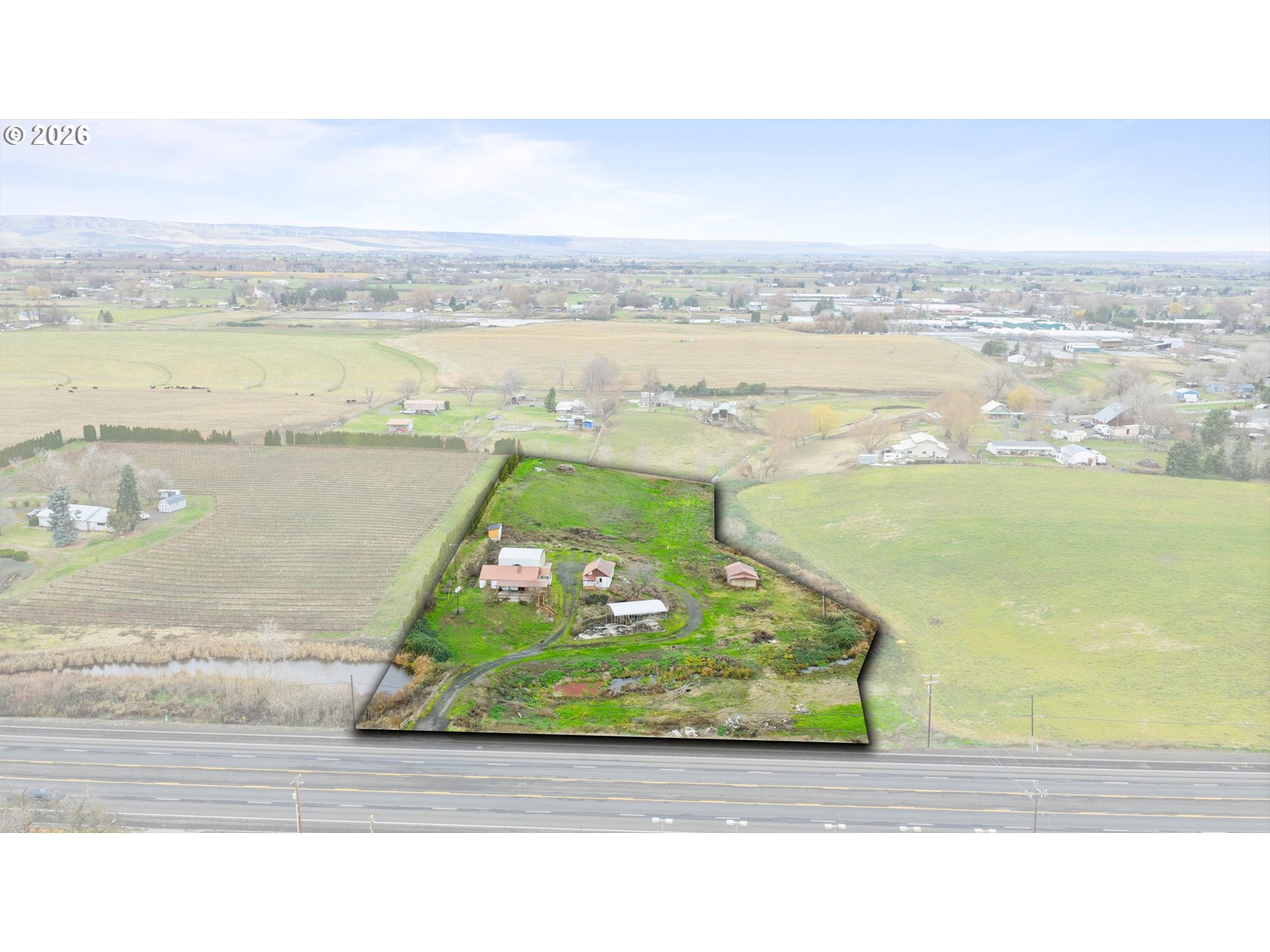 85576 Highway 11 Property Photo 43