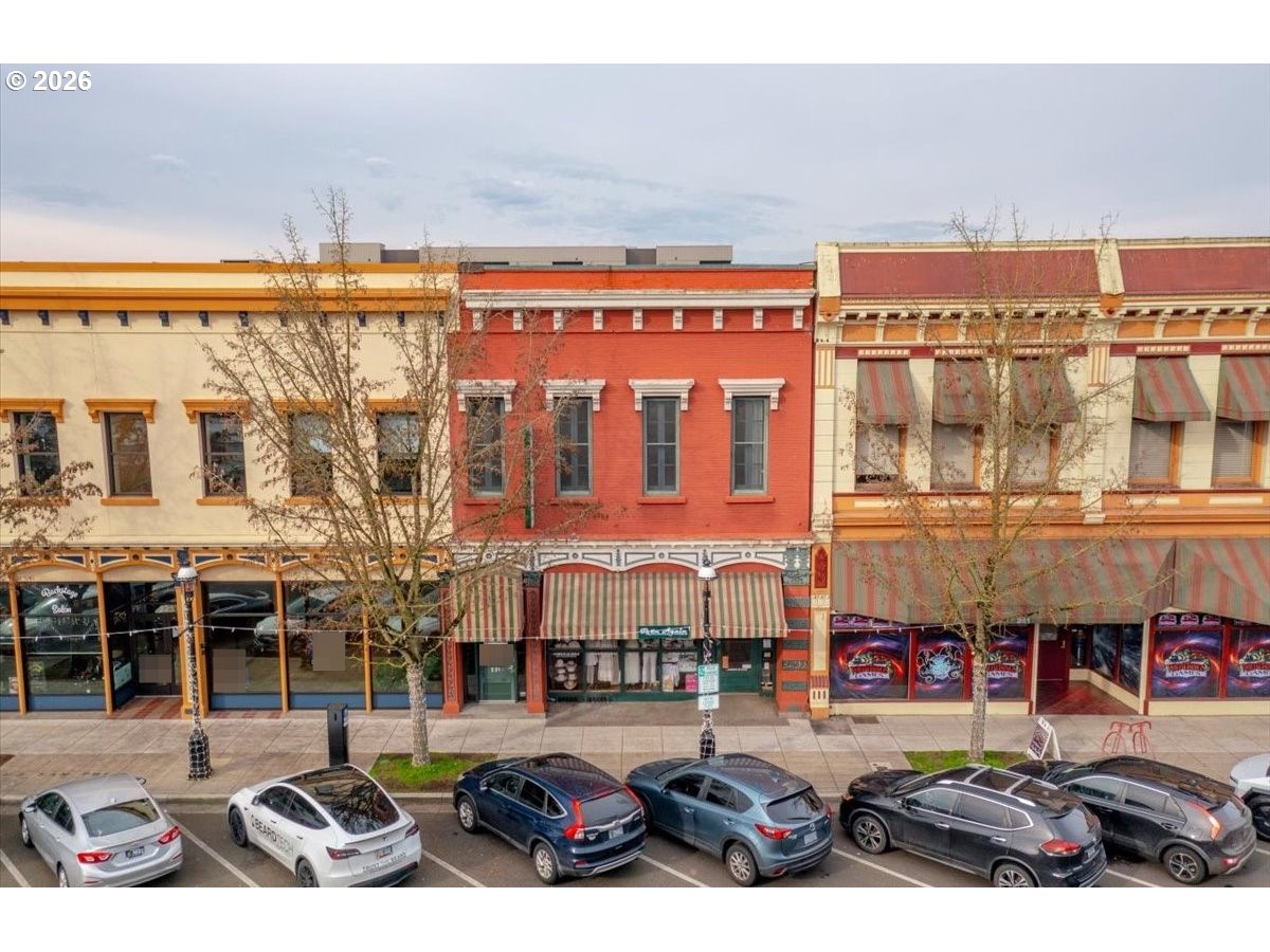 231 Commercial St Ne Property Photo 1