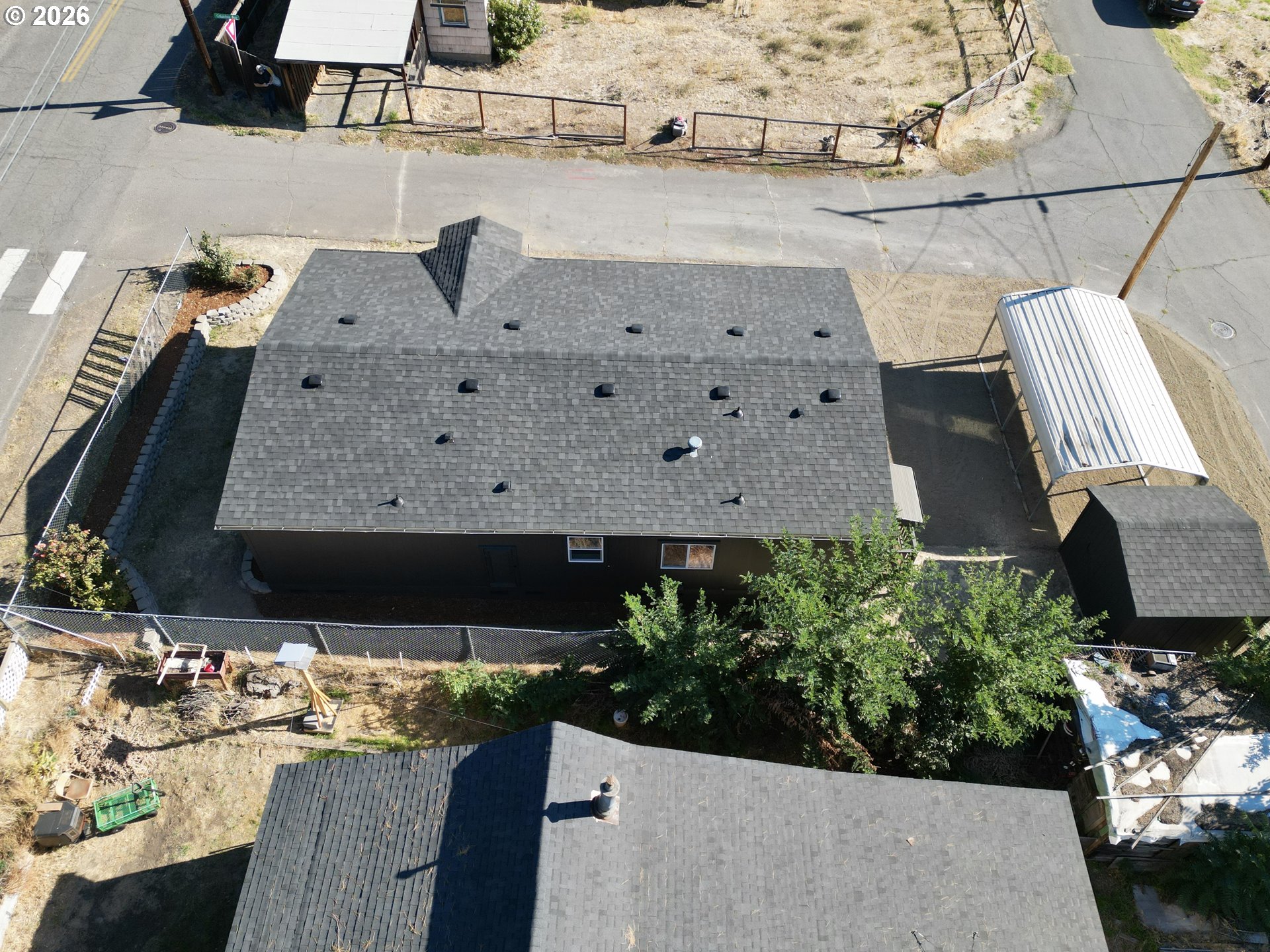 105 Columbia Ave Property Photo 5
