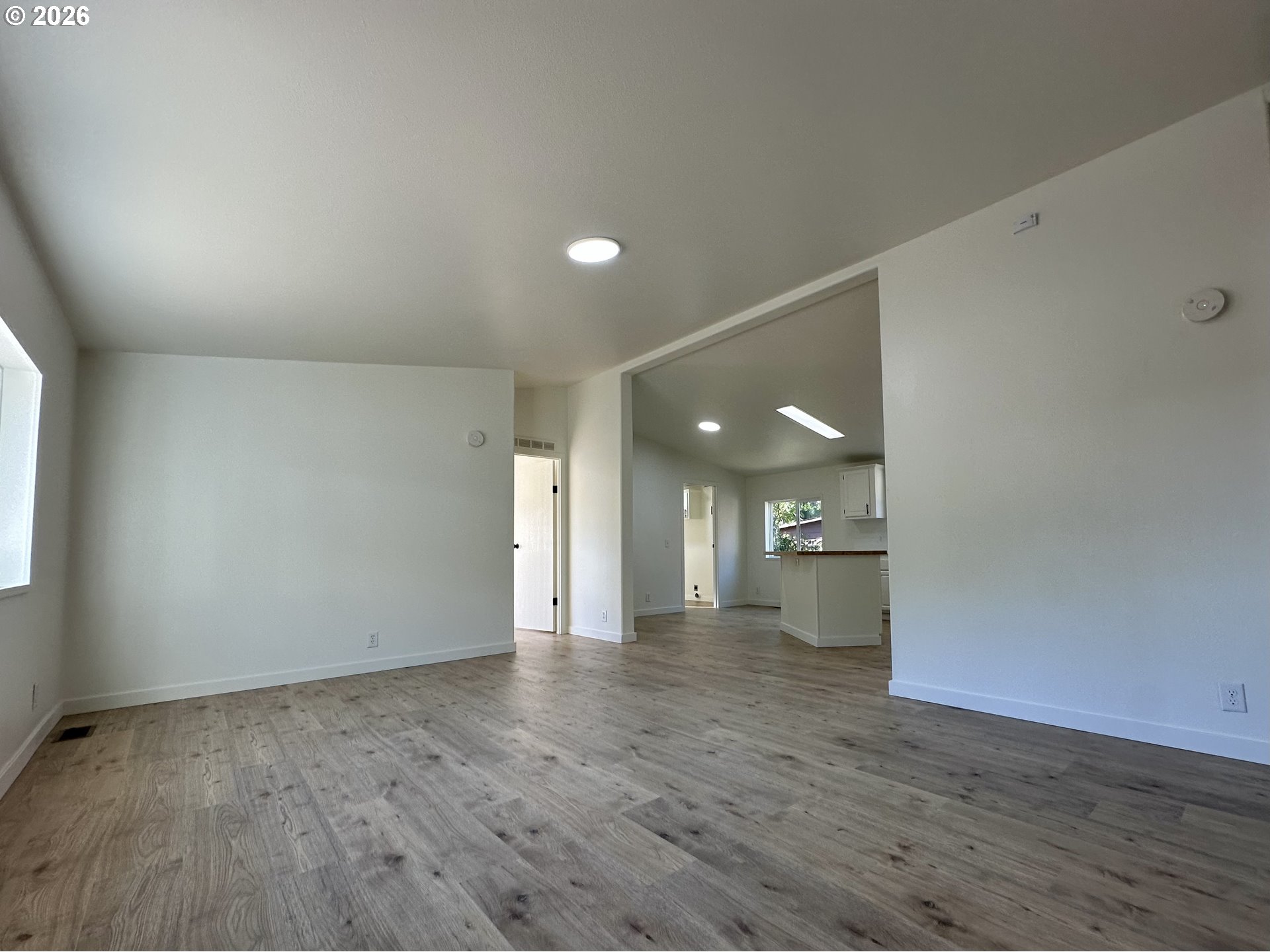 105 Columbia Ave Property Photo 13